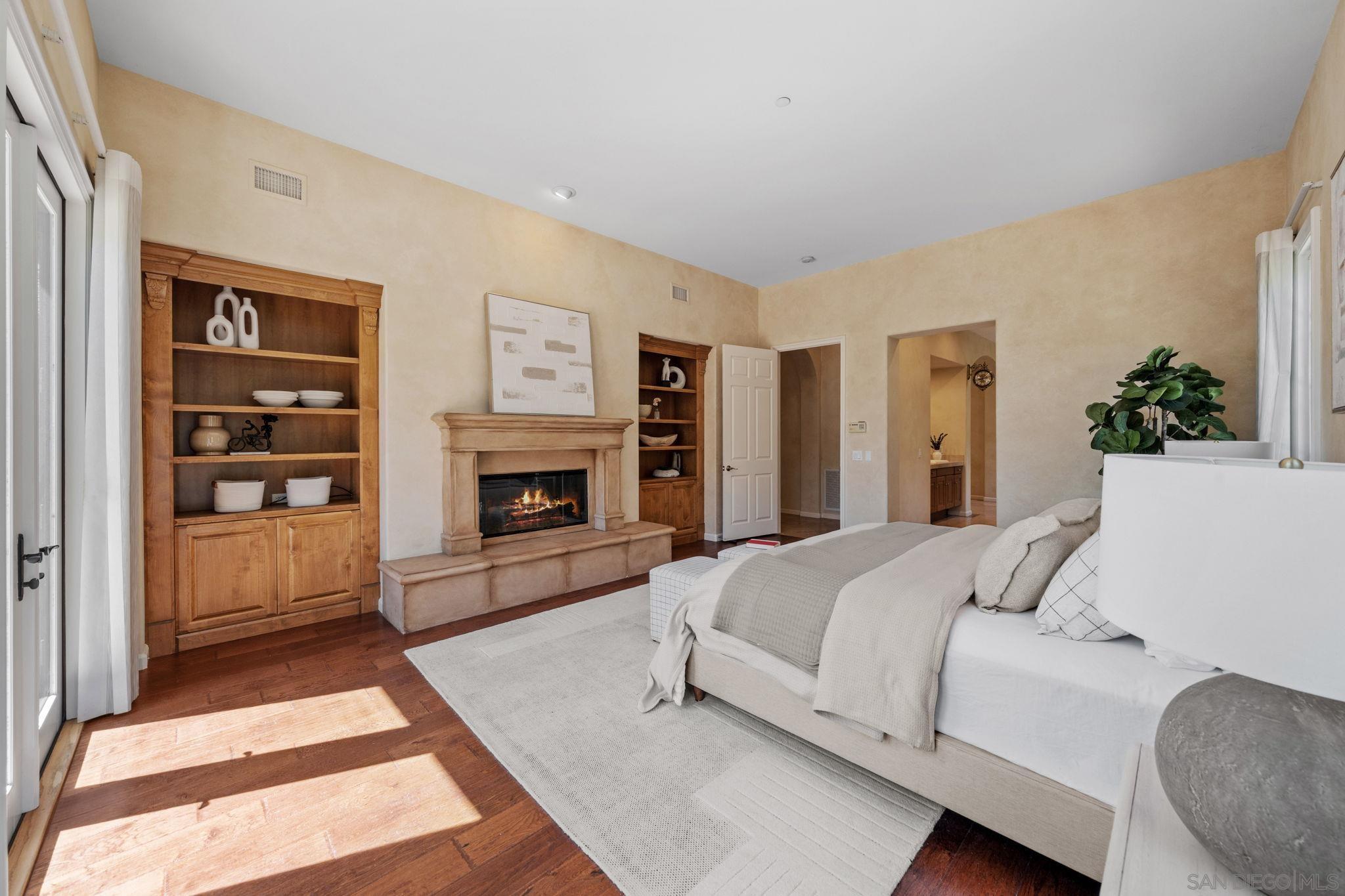 Detail Gallery Image 15 of 30 For 17813  La Amapola, Rancho Santa Fe,  CA 92067 - 5 Beds | 4/1 Baths