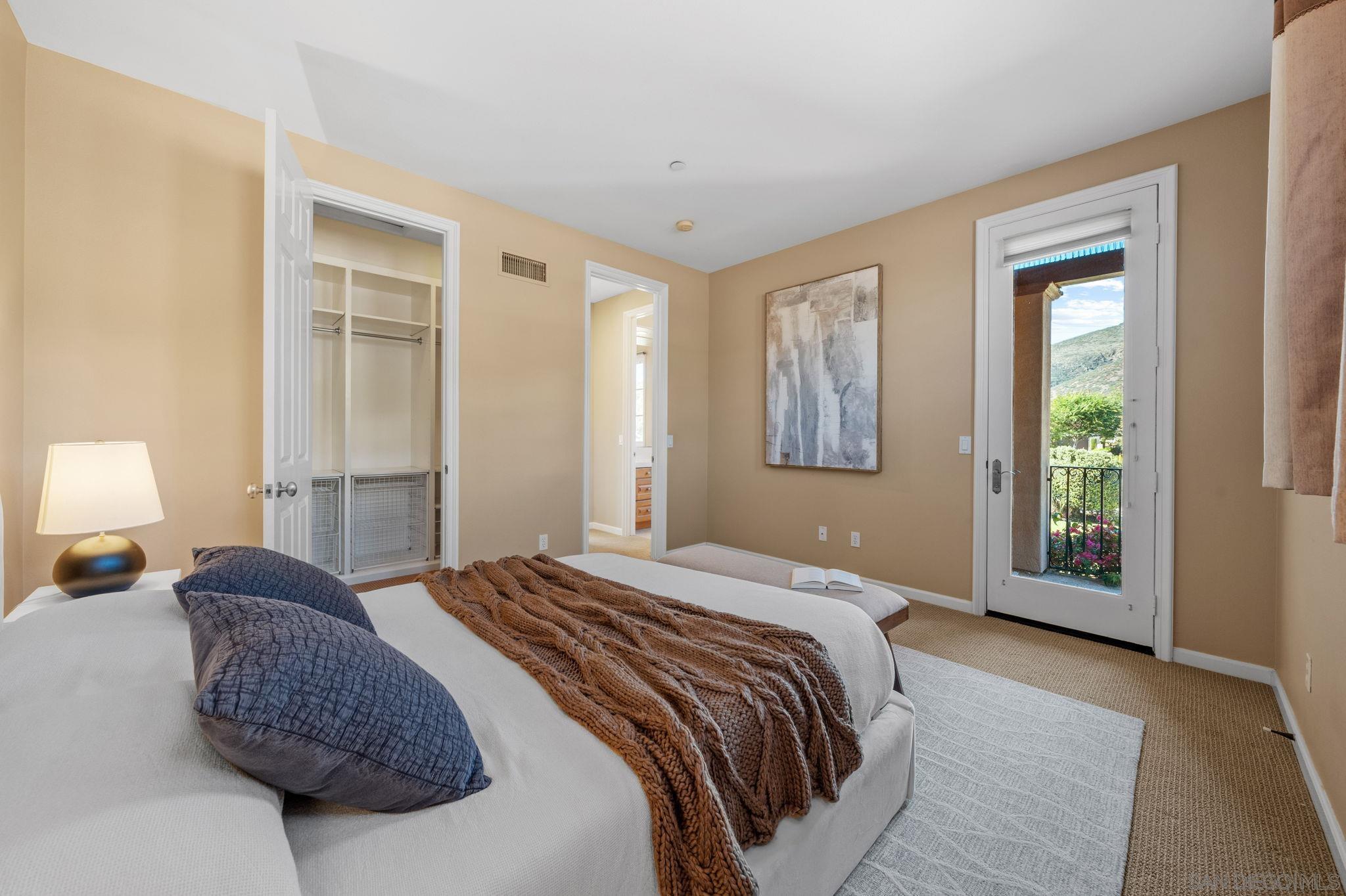 Detail Gallery Image 20 of 30 For 17813  La Amapola, Rancho Santa Fe,  CA 92067 - 5 Beds | 4/1 Baths