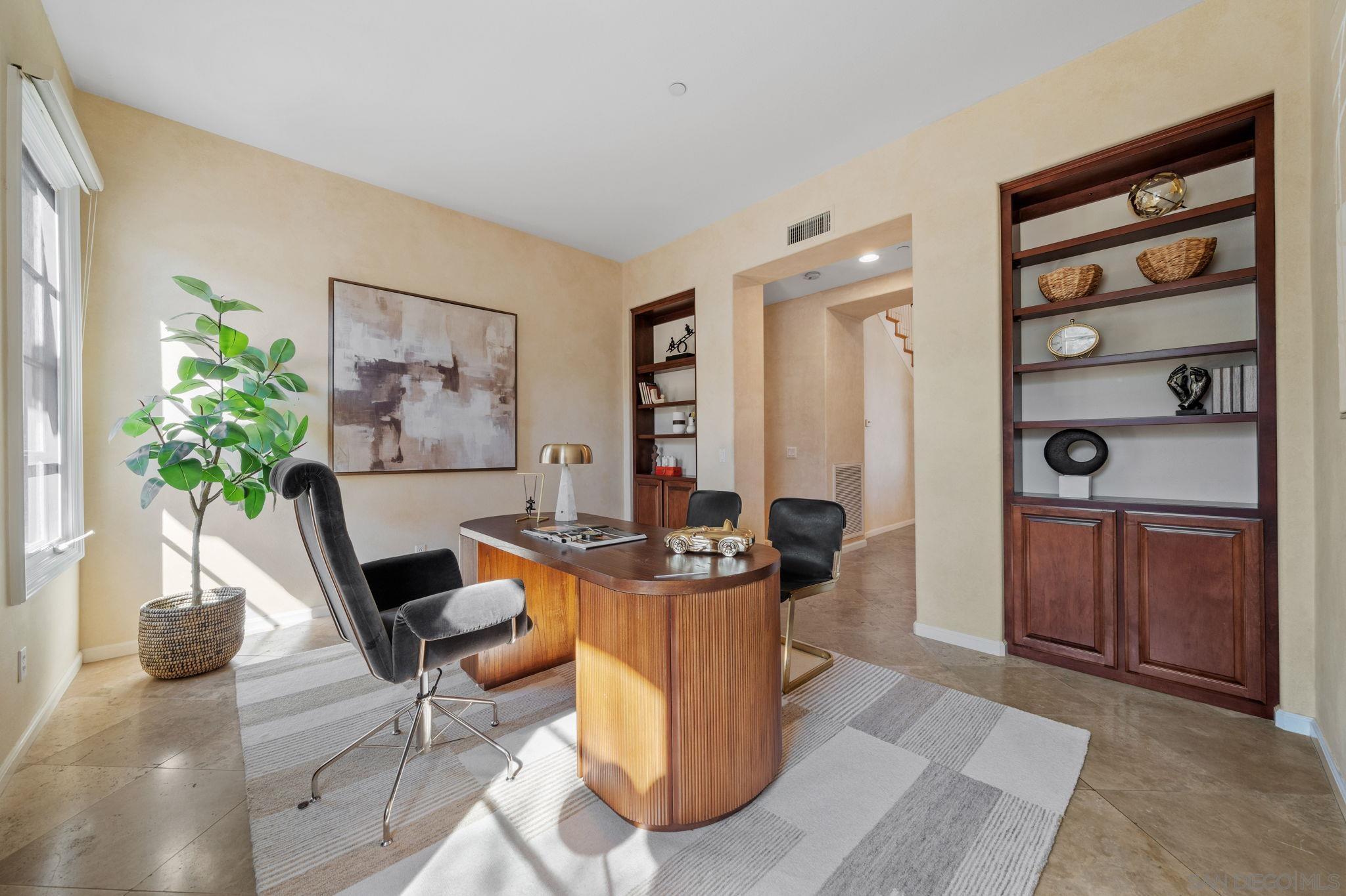 Detail Gallery Image 22 of 30 For 17813  La Amapola, Rancho Santa Fe,  CA 92067 - 5 Beds | 4/1 Baths