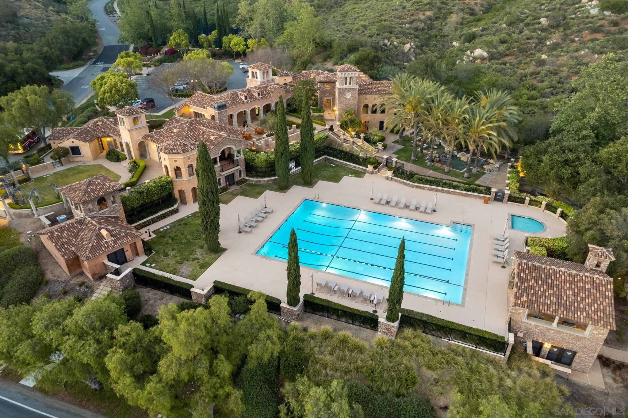 Detail Gallery Image 27 of 30 For 17813  La Amapola, Rancho Santa Fe,  CA 92067 - 5 Beds | 4/1 Baths