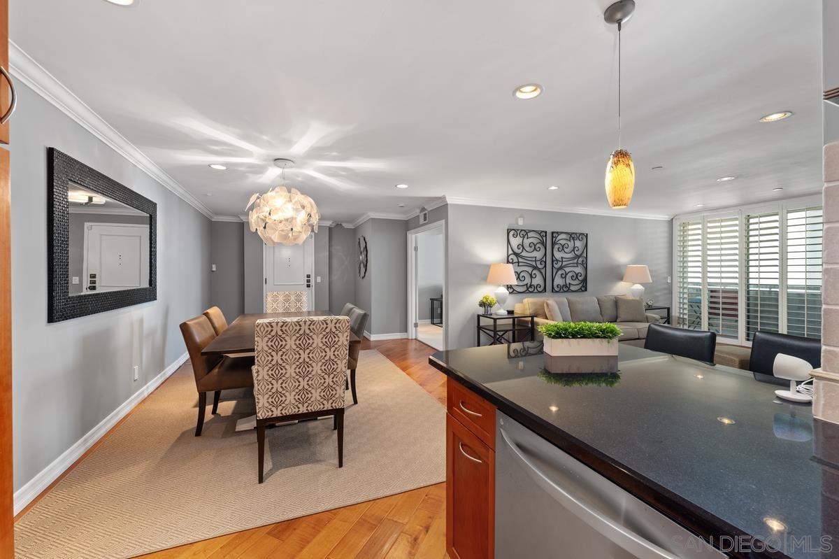 Detail Gallery Image 13 of 44 For 750  State Street  #402,  San Diego,  CA 92101 - 3 Beds | 2 Baths