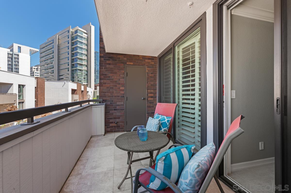 Detail Gallery Image 24 of 44 For 750  State Street  #402,  San Diego,  CA 92101 - 3 Beds | 2 Baths