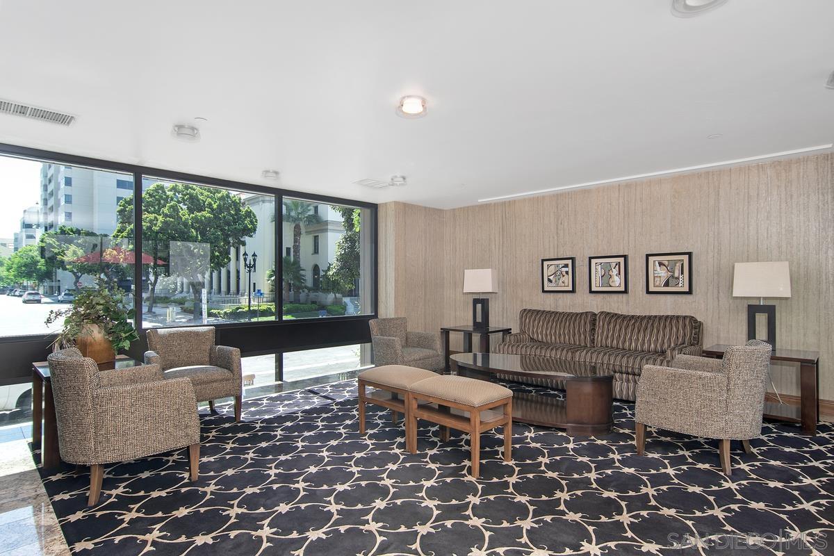 Detail Gallery Image 38 of 44 For 750  State Street  #402,  San Diego,  CA 92101 - 3 Beds | 2 Baths