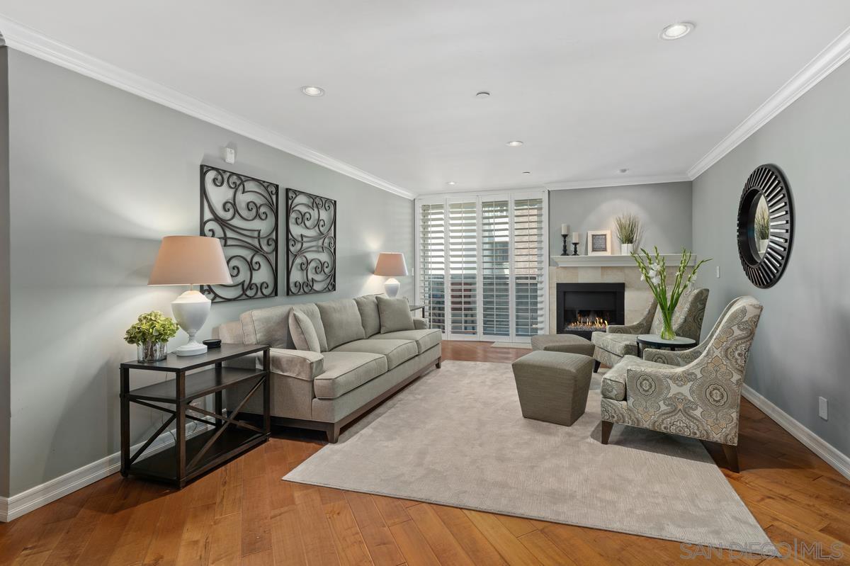 Detail Gallery Image 6 of 44 For 750  State Street  #402,  San Diego,  CA 92101 - 3 Beds | 2 Baths