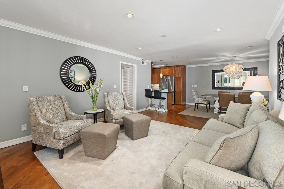 Detail Gallery Image 7 of 44 For 750  State Street  #402,  San Diego,  CA 92101 - 3 Beds | 2 Baths