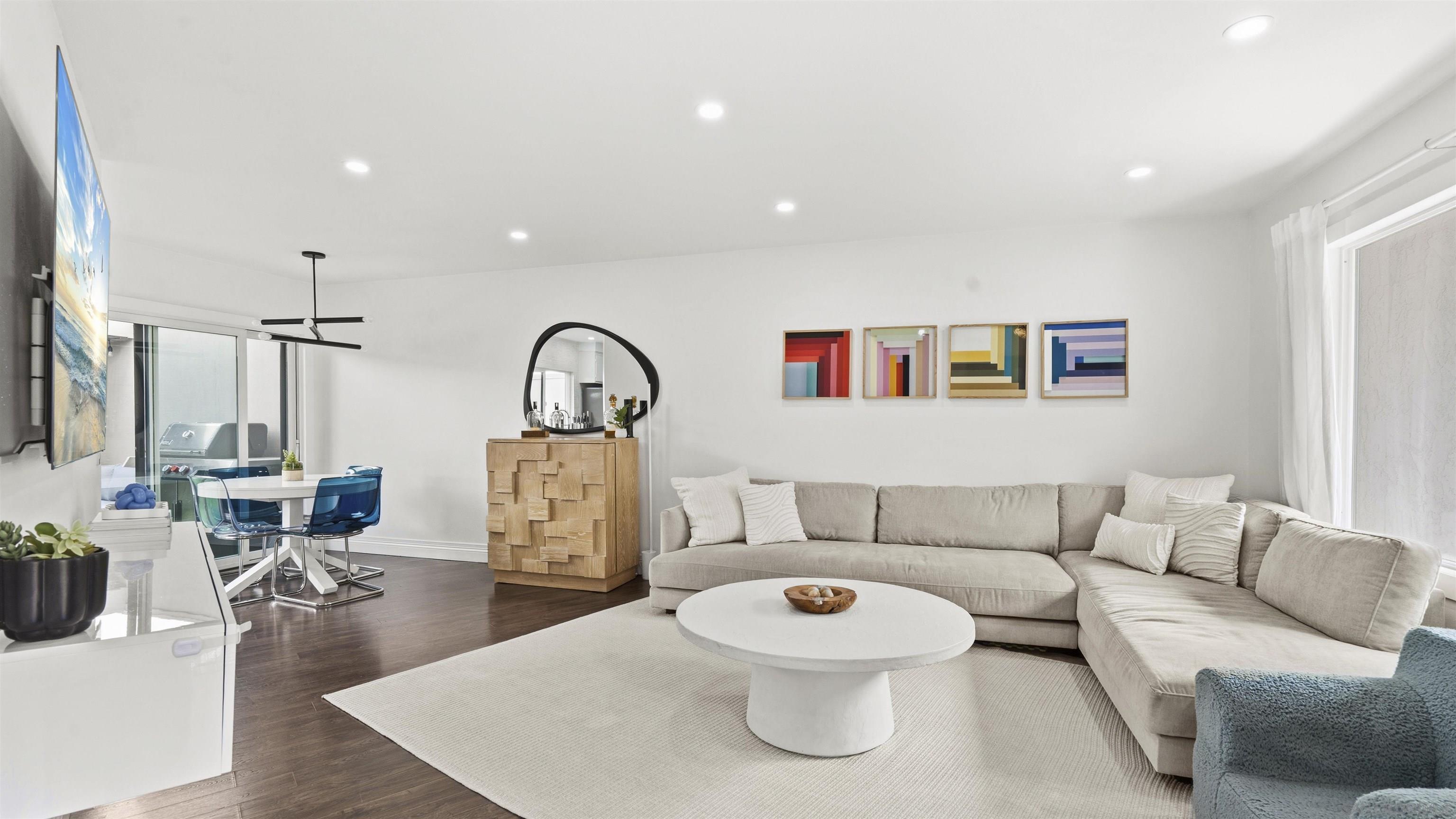 Front Image Thumbnail for SD260007551