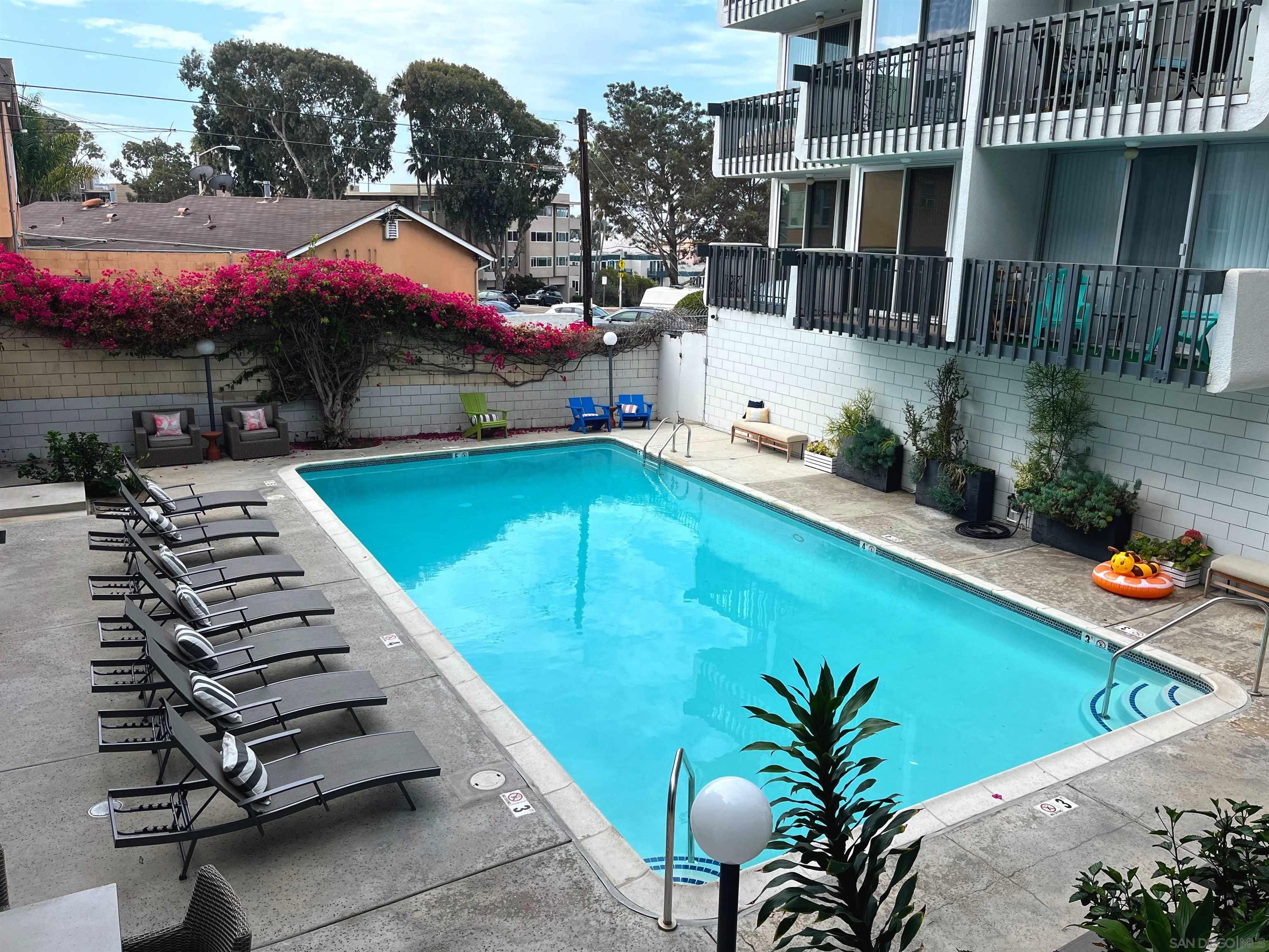 Detail Gallery Image 26 of 33 For 727  Sapphire St  #301,  San Diego,  CA 92109 - 2 Beds | 2 Baths