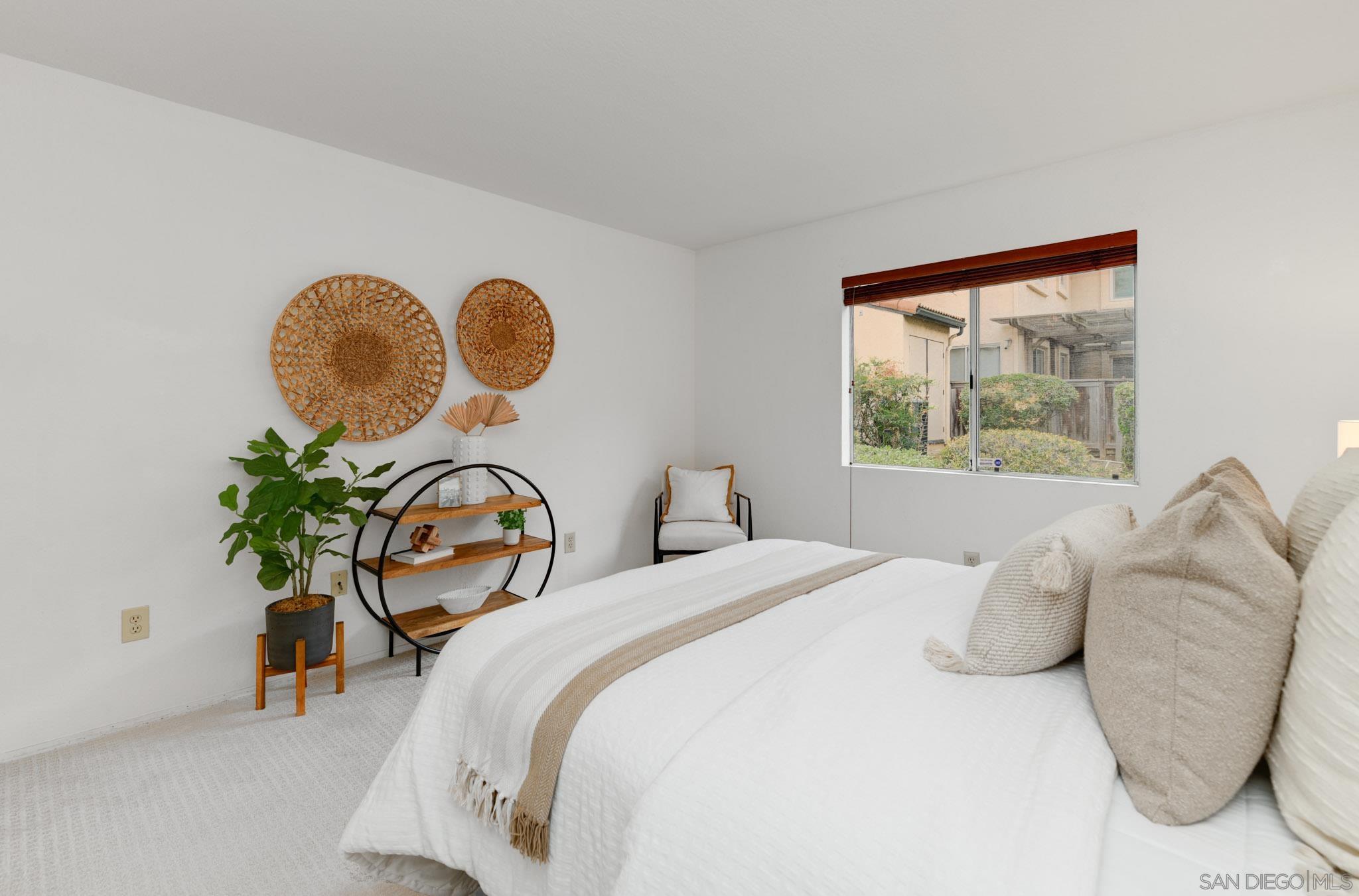 Detail Gallery Image 17 of 32 For 11325  Avenida De Los Lobos  a,  San Diego,  CA 92127 - 1 Beds | 1 Baths