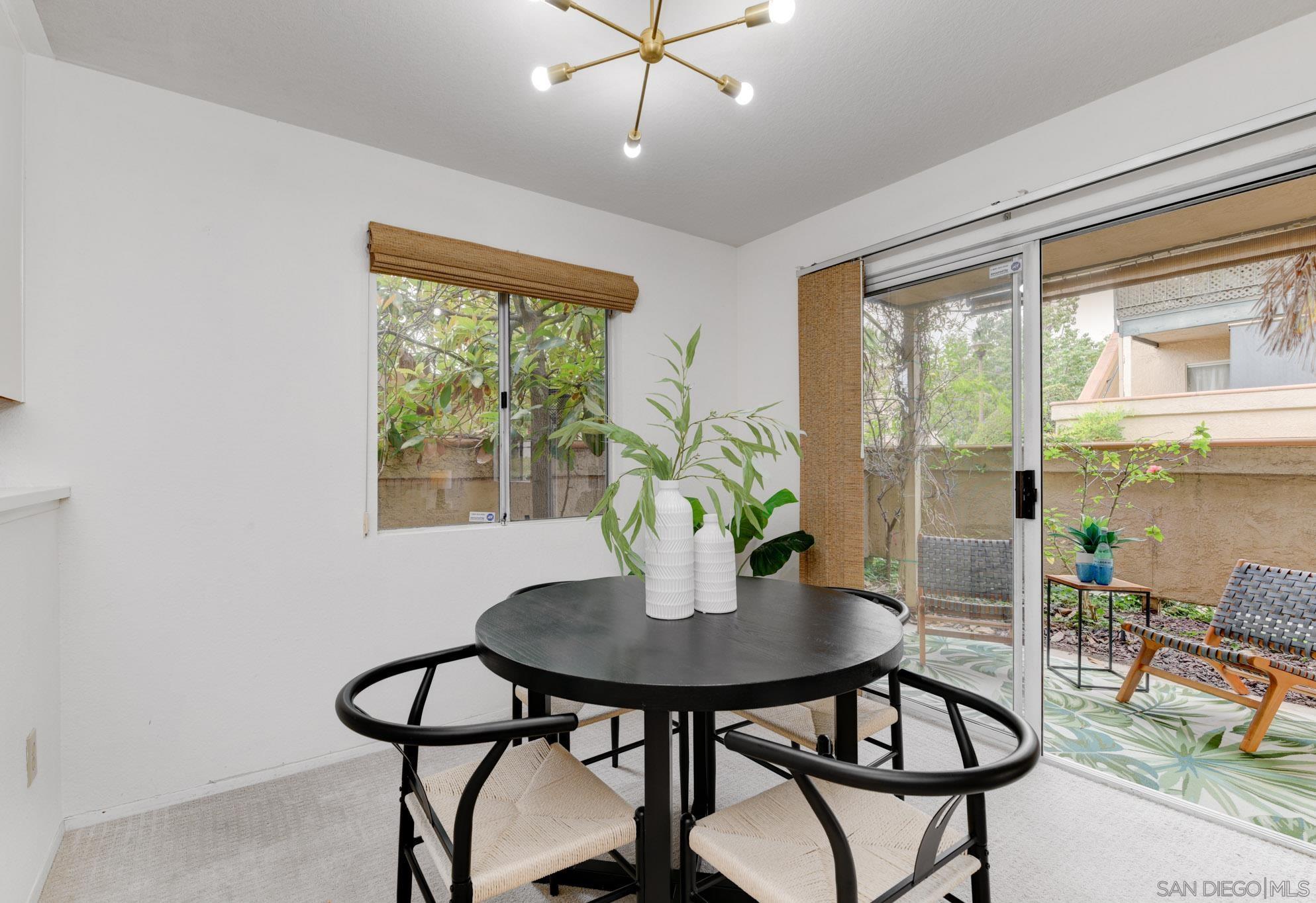 Detail Gallery Image 8 of 32 For 11325  Avenida De Los Lobos  a,  San Diego,  CA 92127 - 1 Beds | 1 Baths