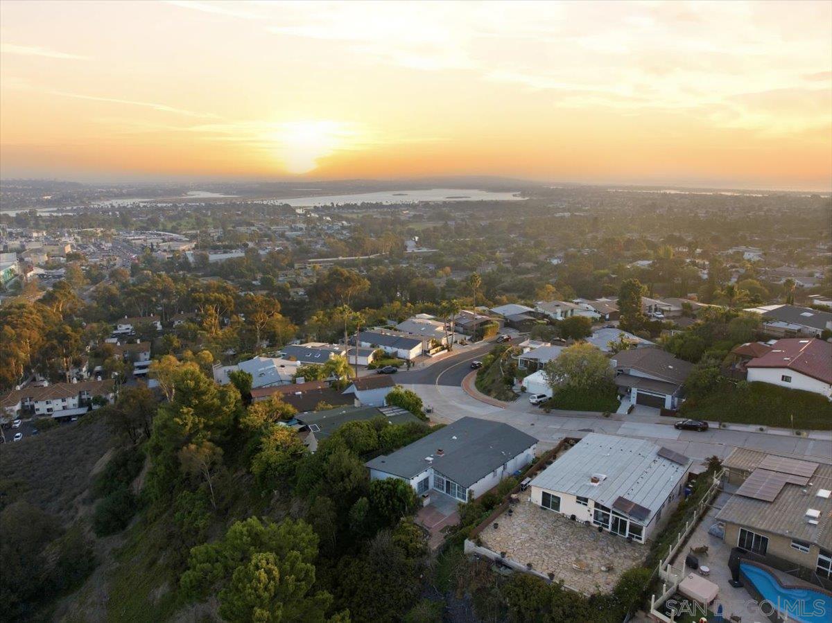 Front Image Thumbnail for SD260007555