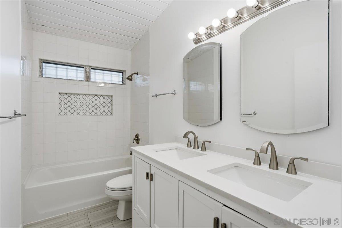 Detail Gallery Image 23 of 40 For 4985  Pacifica, San Diego,  CA 92109 - 4 Beds | 2 Baths