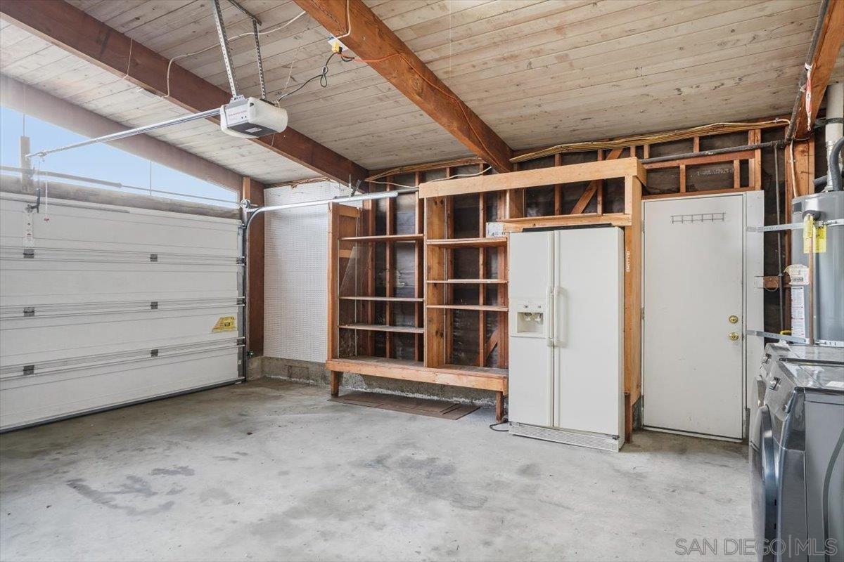 Detail Gallery Image 30 of 40 For 4985  Pacifica, San Diego,  CA 92109 - 4 Beds | 2 Baths