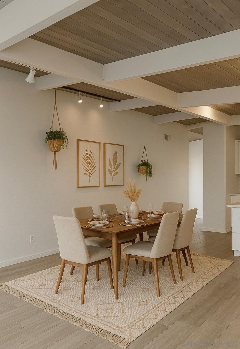 Detail Gallery Image 6 of 40 For 4985  Pacifica, San Diego,  CA 92109 - 4 Beds | 2 Baths