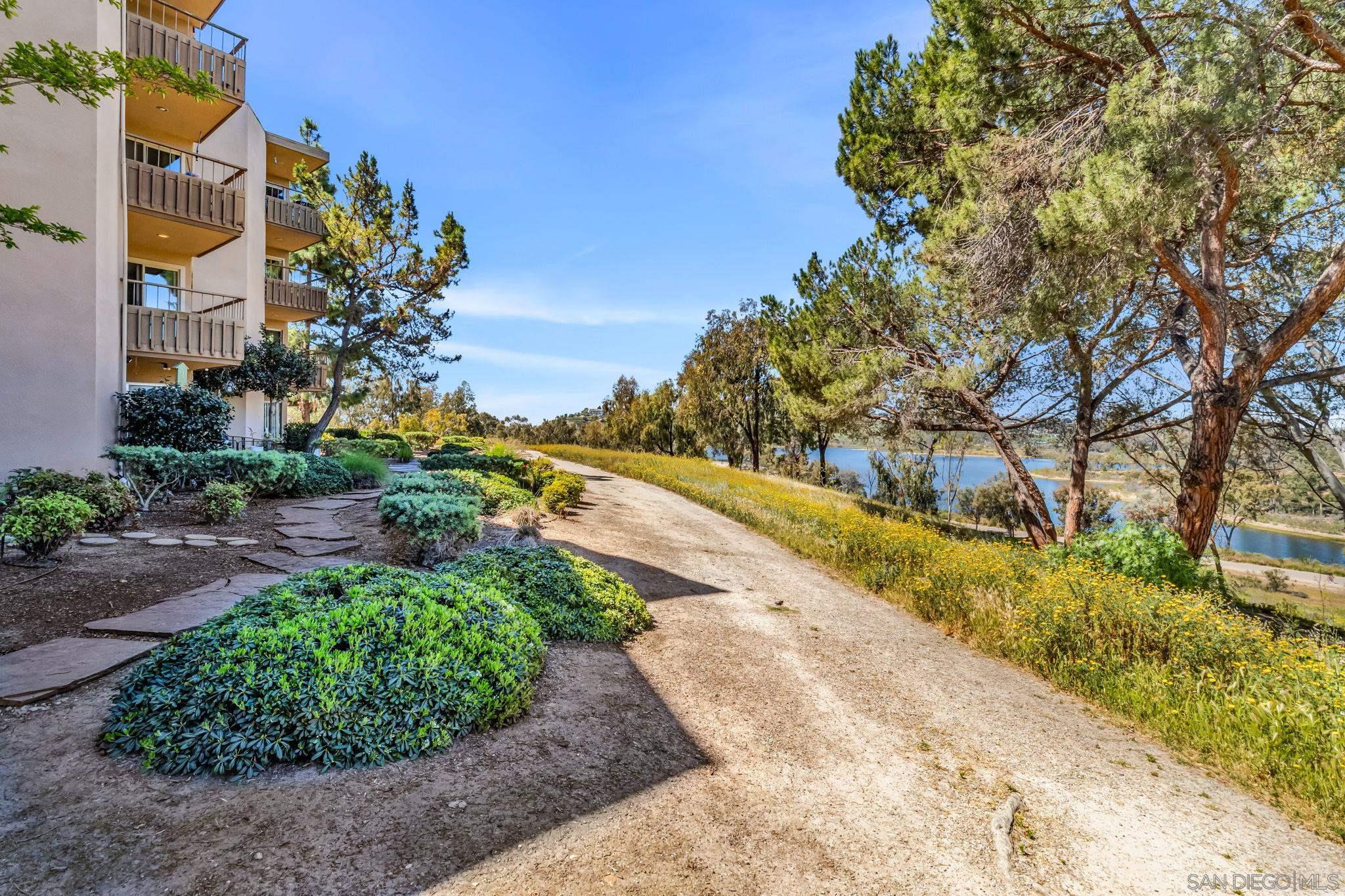 Detail Gallery Image 22 of 38 For 5710  Baltimore Dr  #429,  La Mesa,  CA 91942 - 1 Beds | 1 Baths