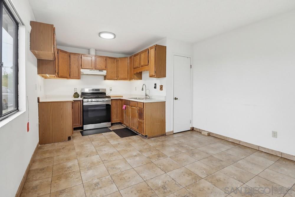 Detail Gallery Image 11 of 27 For 7705  Hunthaven Rd, San Diego,  CA 92114 - 2 Beds | 1 Baths