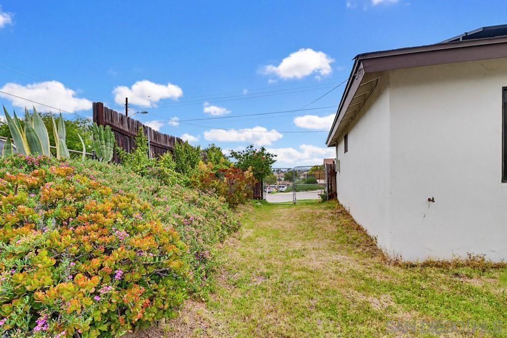 Detail Gallery Image 27 of 27 For 7705  Hunthaven Rd, San Diego,  CA 92114 - 2 Beds | 1 Baths