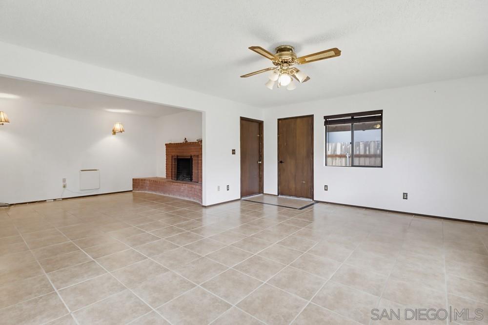 Detail Gallery Image 9 of 27 For 7705  Hunthaven Rd, San Diego,  CA 92114 - 2 Beds | 1 Baths