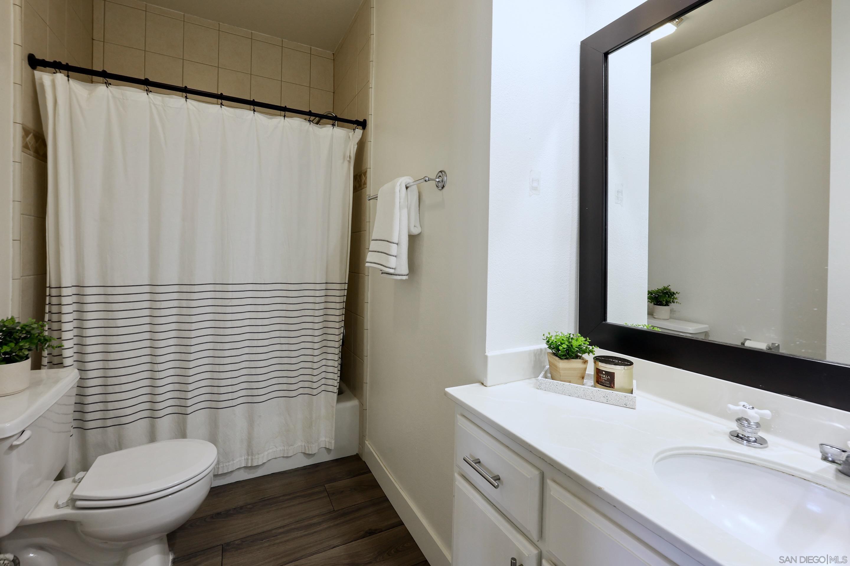 Detail Gallery Image 21 of 41 For 3140  Castelar Court  #202,  Corona,  CA 92882 - 3 Beds | 2 Baths