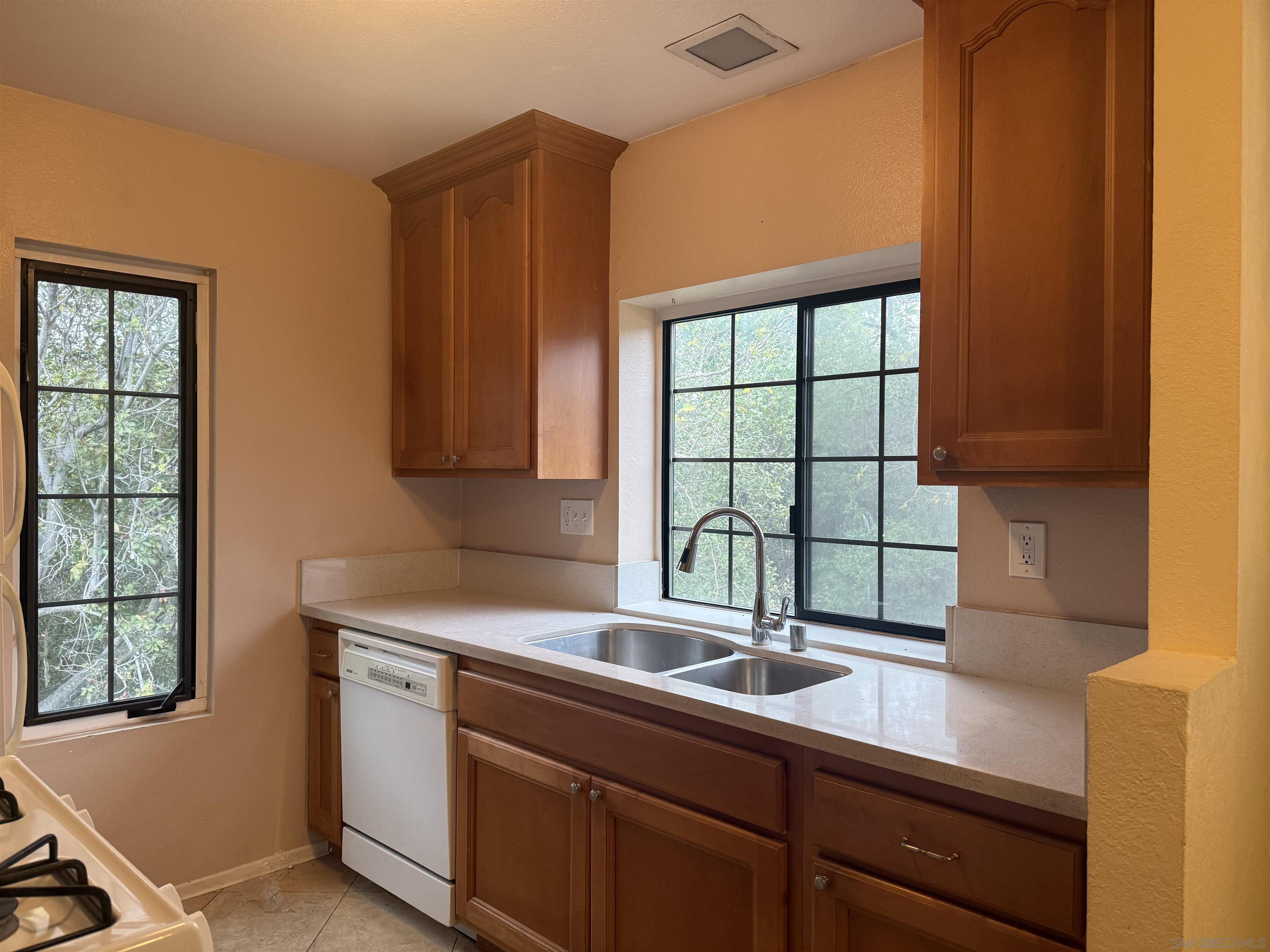 Detail Gallery Image 6 of 42 For 13294  Wimberly  228, San Diego,  CA 92128 - 2 Beds | 2 Baths
