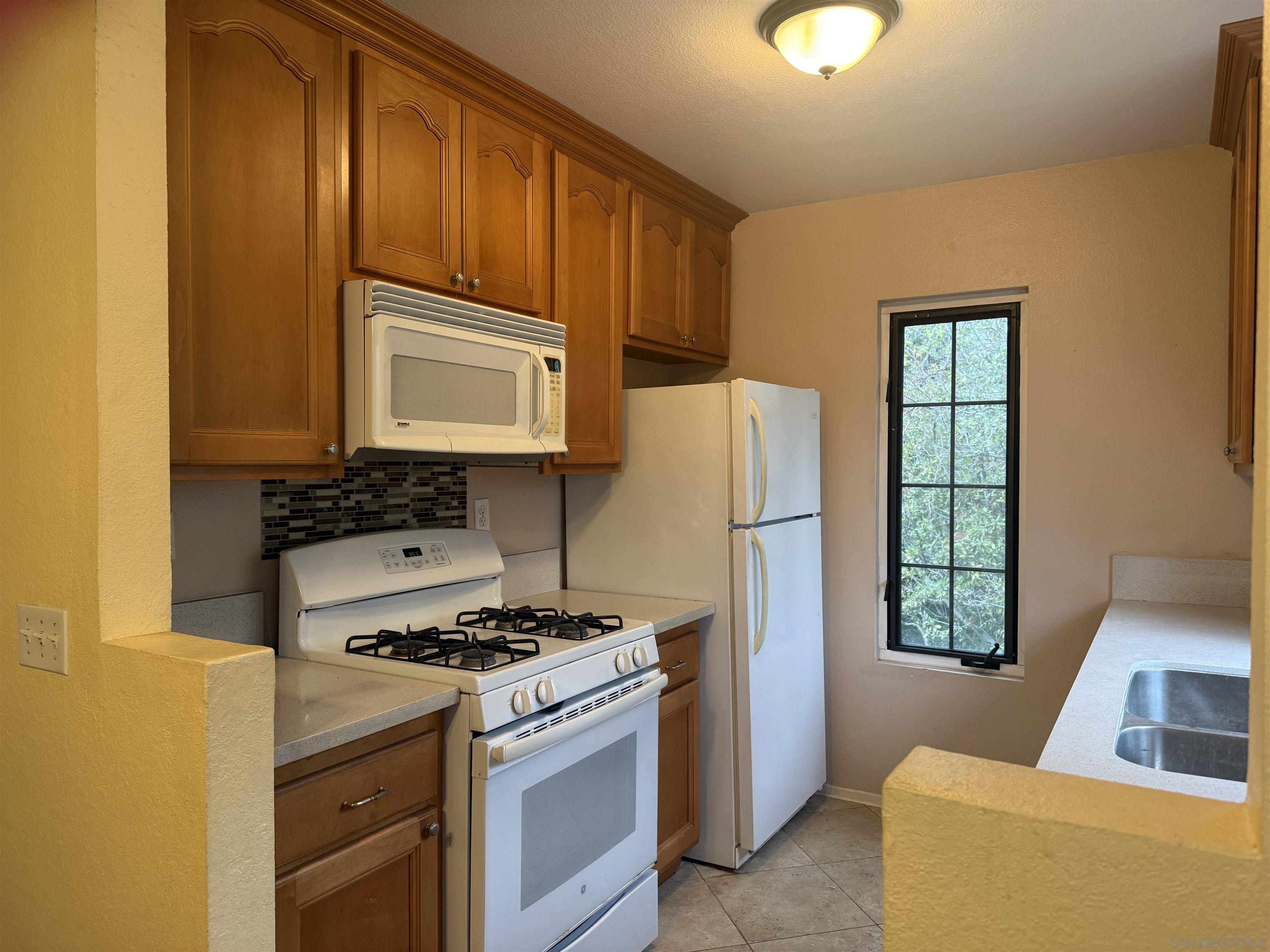 Detail Gallery Image 7 of 42 For 13294  Wimberly  228, San Diego,  CA 92128 - 2 Beds | 2 Baths