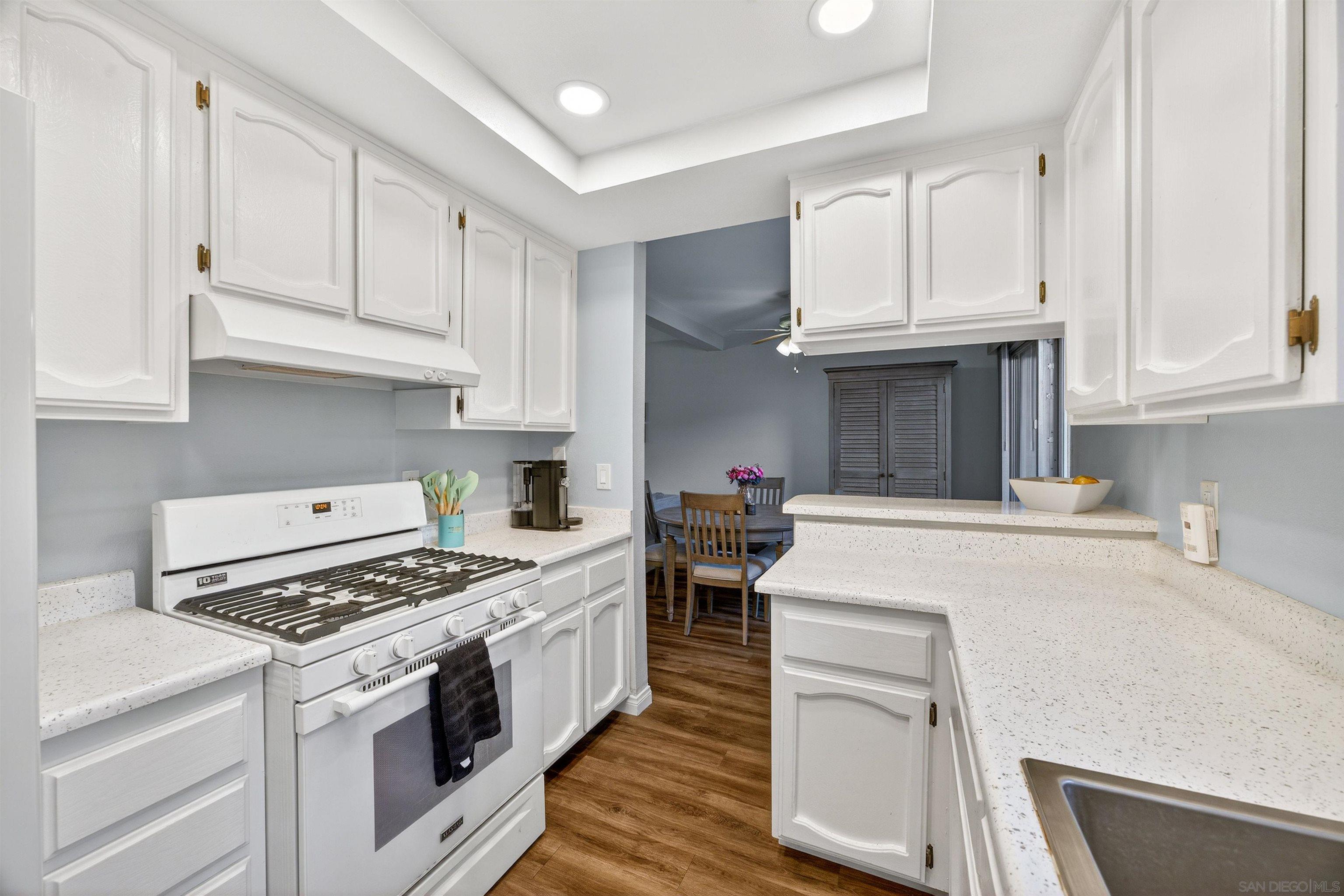 Detail Gallery Image 15 of 57 For 736 N Mollison Ave  #D,  El Cajon,  CA 92021 - 2 Beds | 1/1 Baths