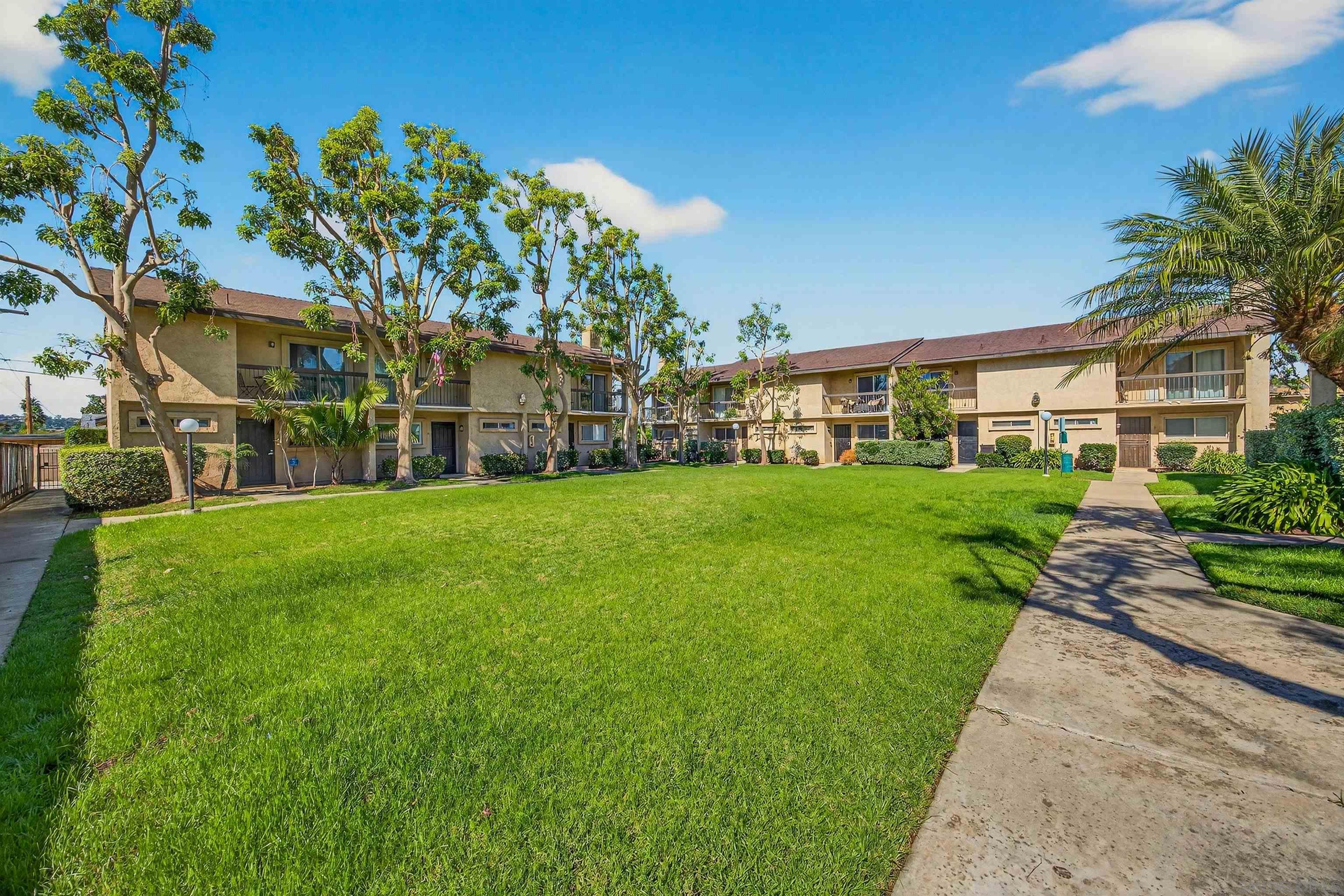 Detail Gallery Image 45 of 57 For 736 N Mollison Ave  #D,  El Cajon,  CA 92021 - 2 Beds | 1/1 Baths