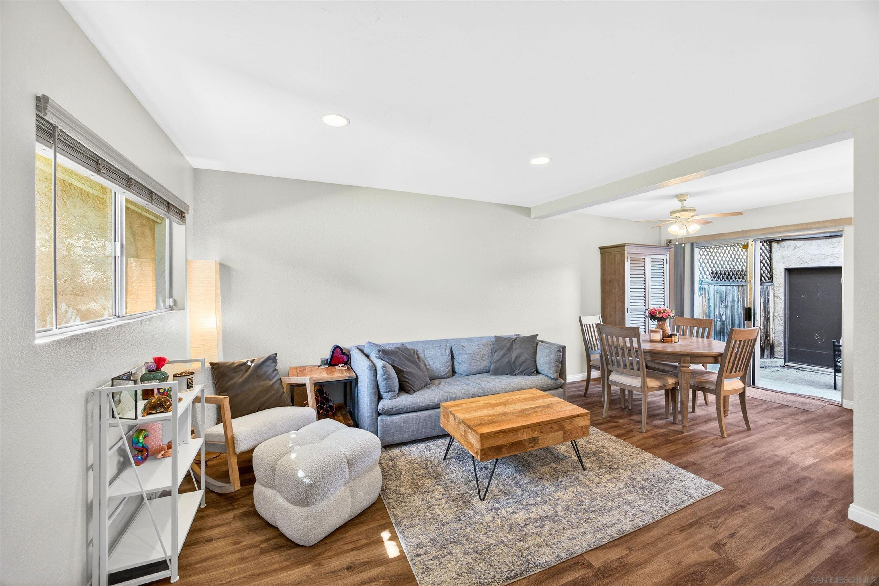 Detail Gallery Image 7 of 57 For 736 N Mollison Ave  #D,  El Cajon,  CA 92021 - 2 Beds | 1/1 Baths