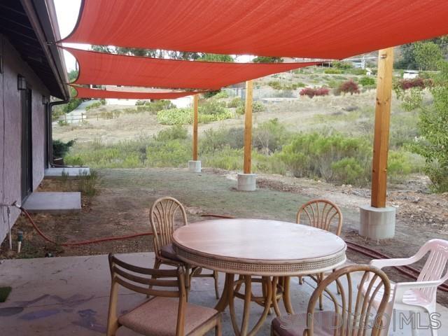 Detail Gallery Image 4 of 63 For 8209  Mesa, Santee,  CA 92071 - – Beds | – Baths