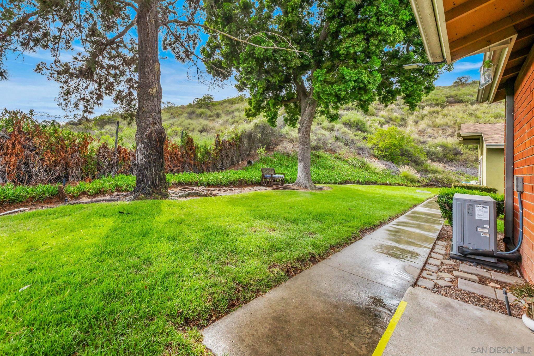 Detail Gallery Image 17 of 22 For 10401  Caminito Rimini, San Diego,  CA 92129 - 2 Beds | 1 Baths