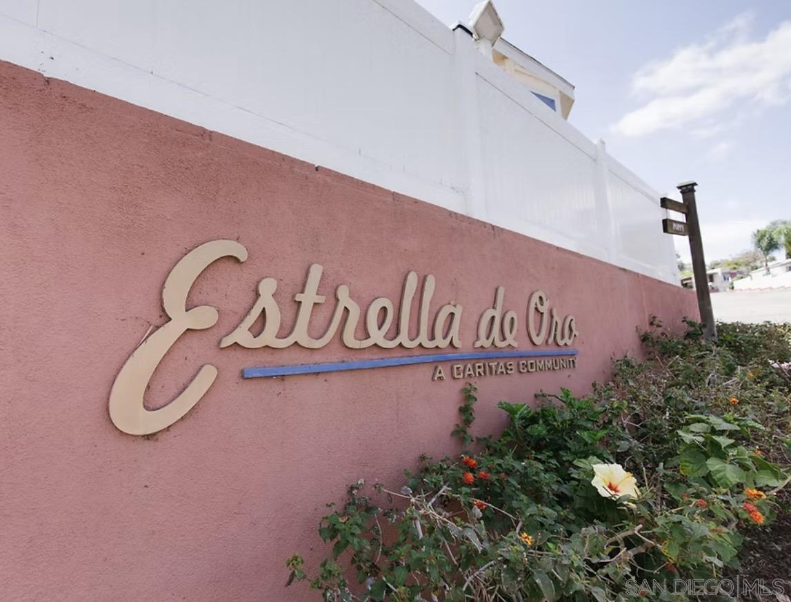 Detail Gallery Image 19 of 21 For 220  Camino Corto  Spc 100,  Vista,  CA 92083 - 5 Beds | 2 Baths