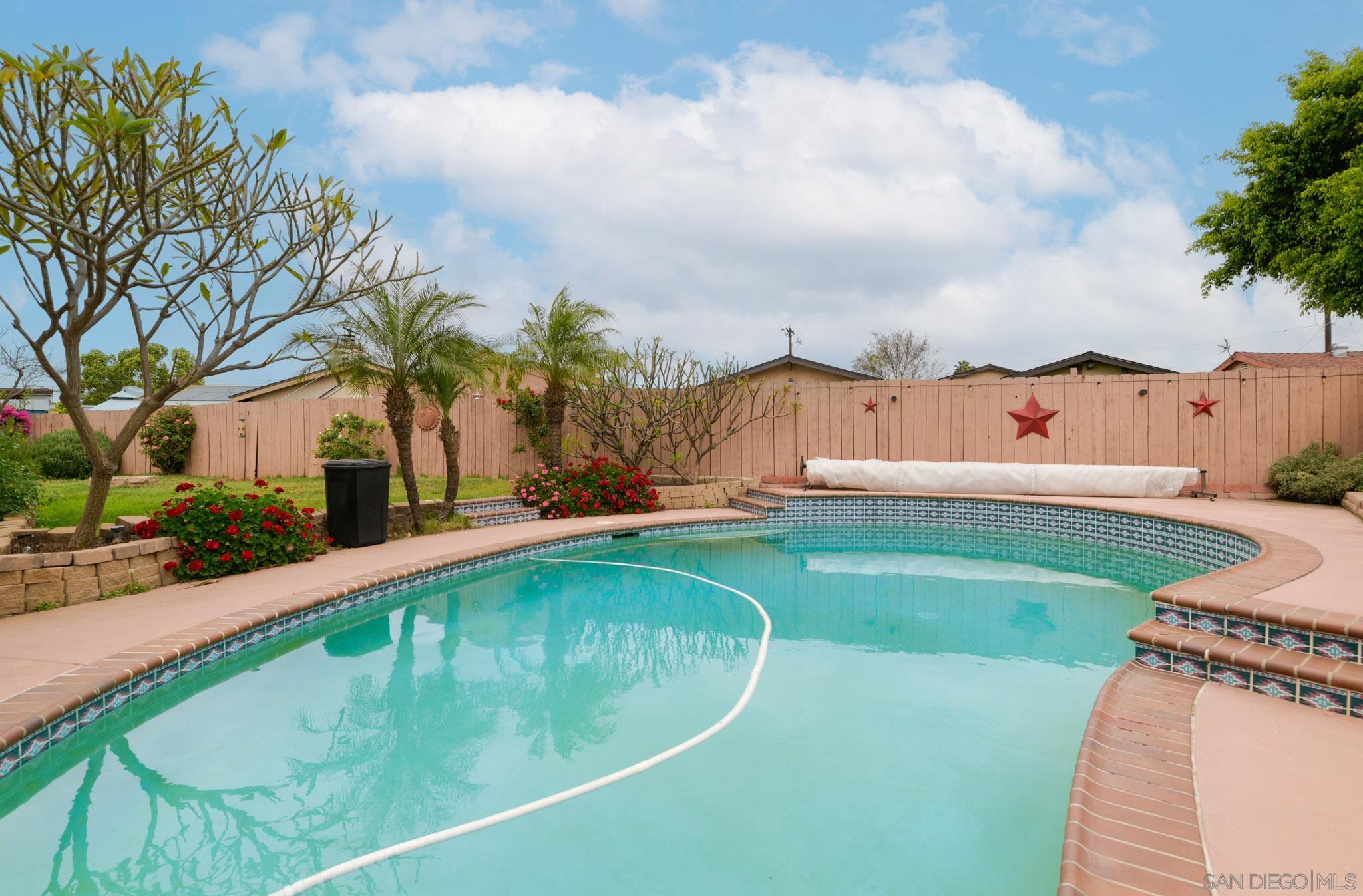 Detail Gallery Image 11 of 24 For 567  Brighthaven, El Cajon,  CA 92019 - 3 Beds | 1/1 Baths