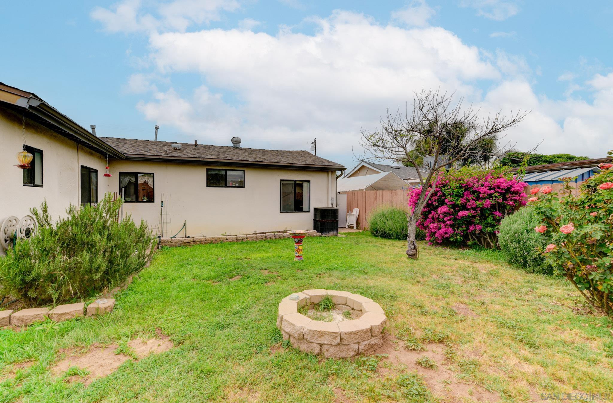 Detail Gallery Image 14 of 24 For 567  Brighthaven, El Cajon,  CA 92019 - 3 Beds | 1/1 Baths