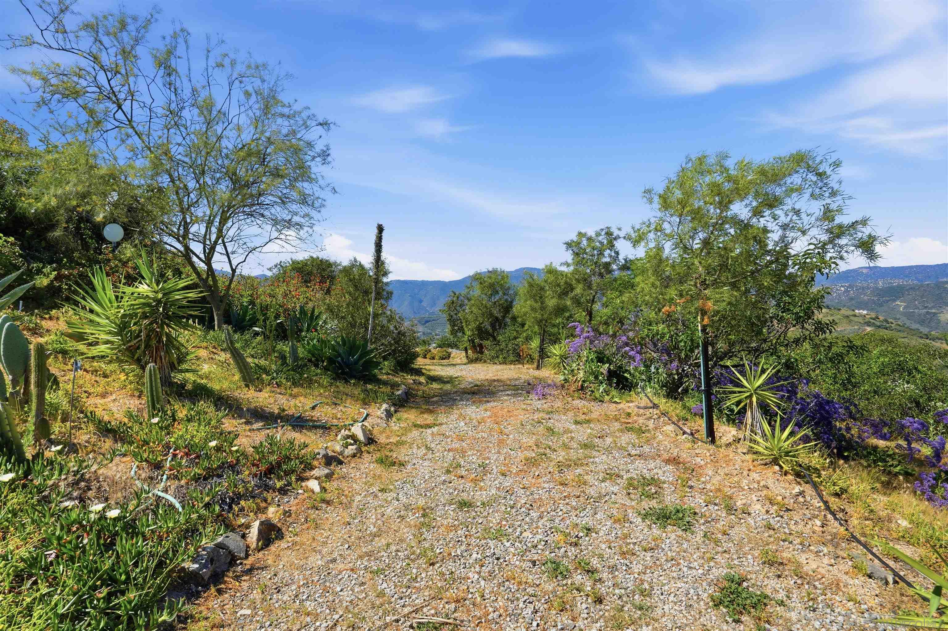 Detail Gallery Image 22 of 30 For 2384  Glenn Rd, Fallbrook,  CA 92028 - 3 Beds | 2 Baths