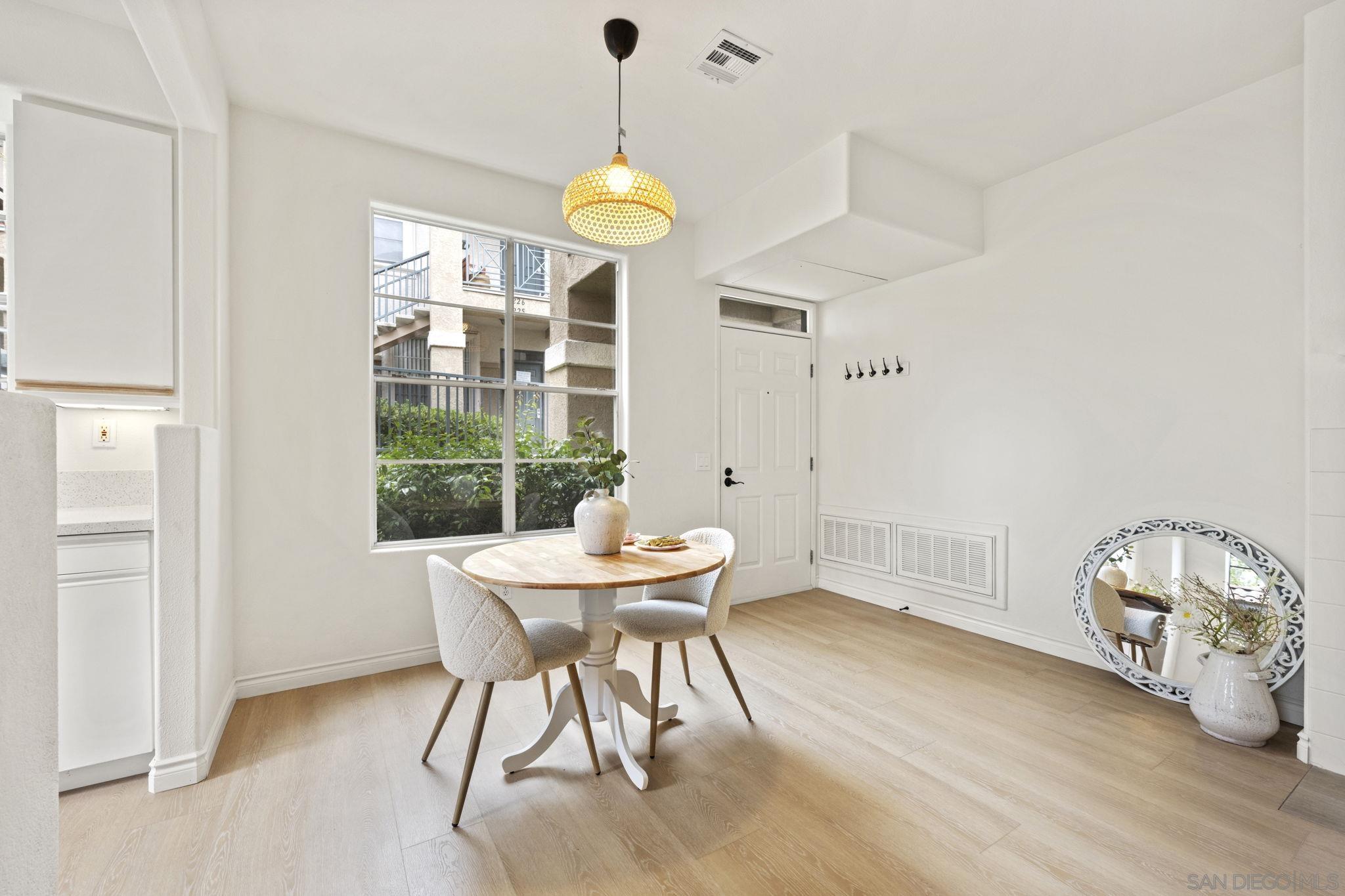 Detail Gallery Image 35 of 61 For 3537  El Rincon  #259,  San Diego,  CA 92130 - 2 Beds | 2 Baths