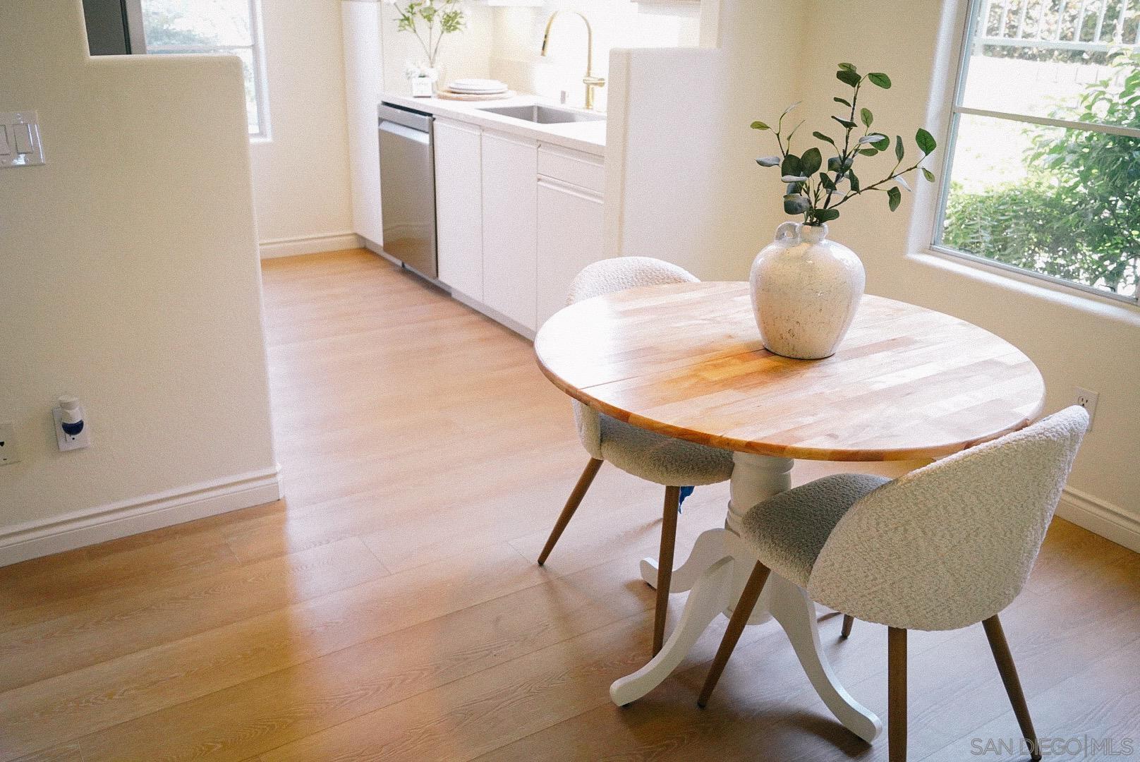 Detail Gallery Image 9 of 61 For 3537  El Rincon  #259,  San Diego,  CA 92130 - 2 Beds | 2 Baths