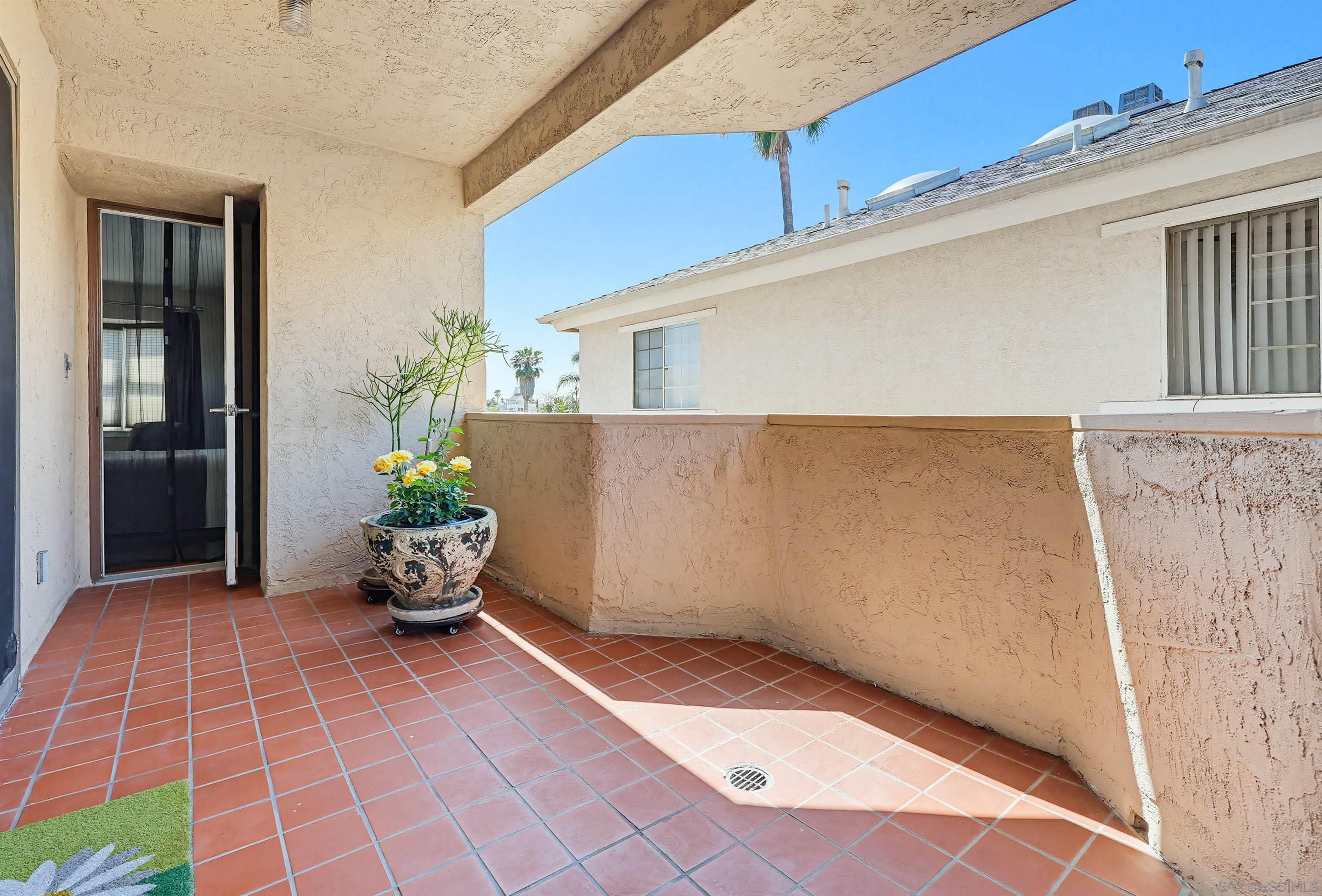 Detail Gallery Image 17 of 40 For 180  Date Ave, Imperial Beach,  CA 91932 - 2 Beds | 2 Baths