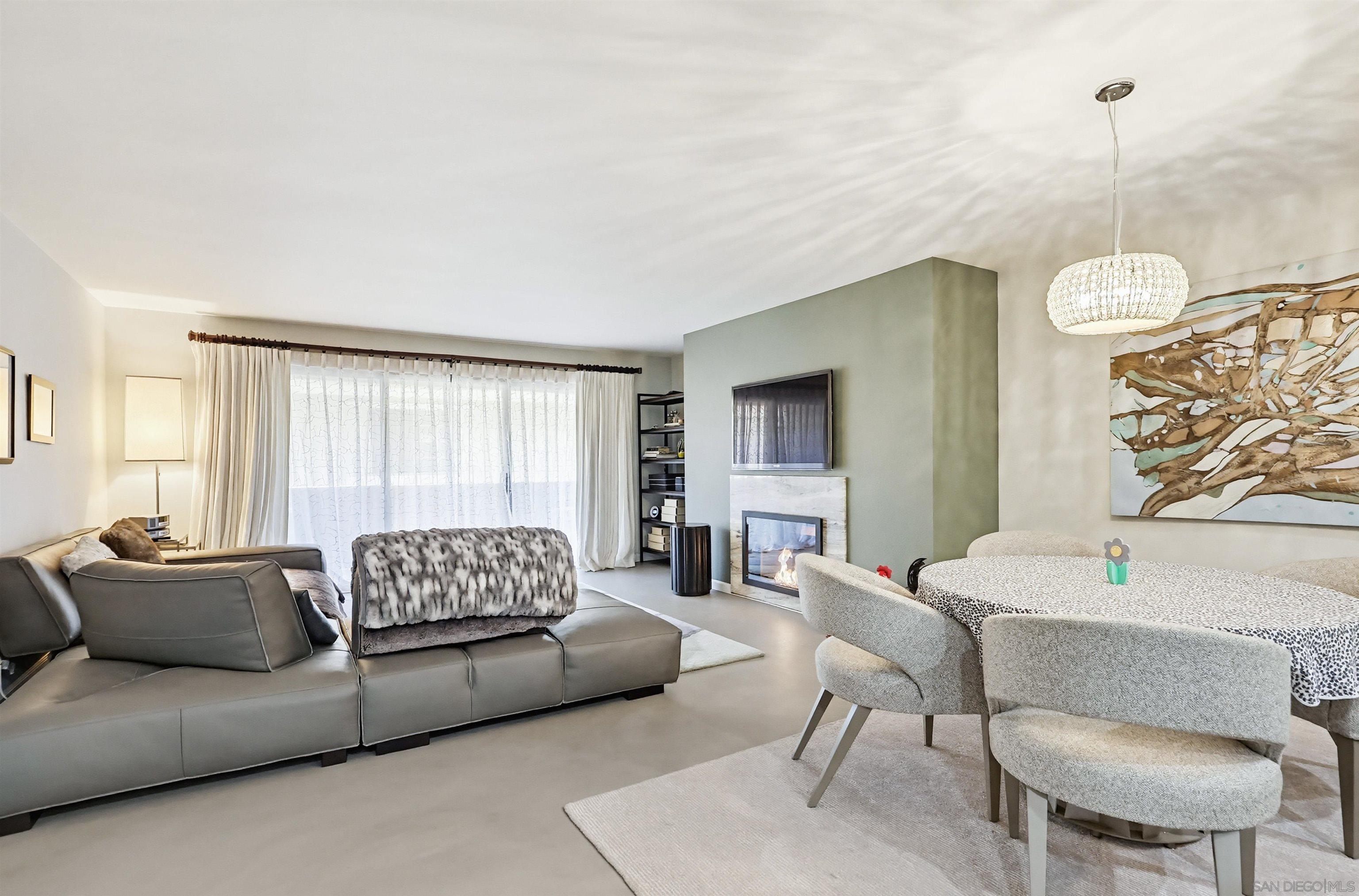 Detail Gallery Image 9 of 40 For 180  Date Ave, Imperial Beach,  CA 91932 - 2 Beds | 2 Baths