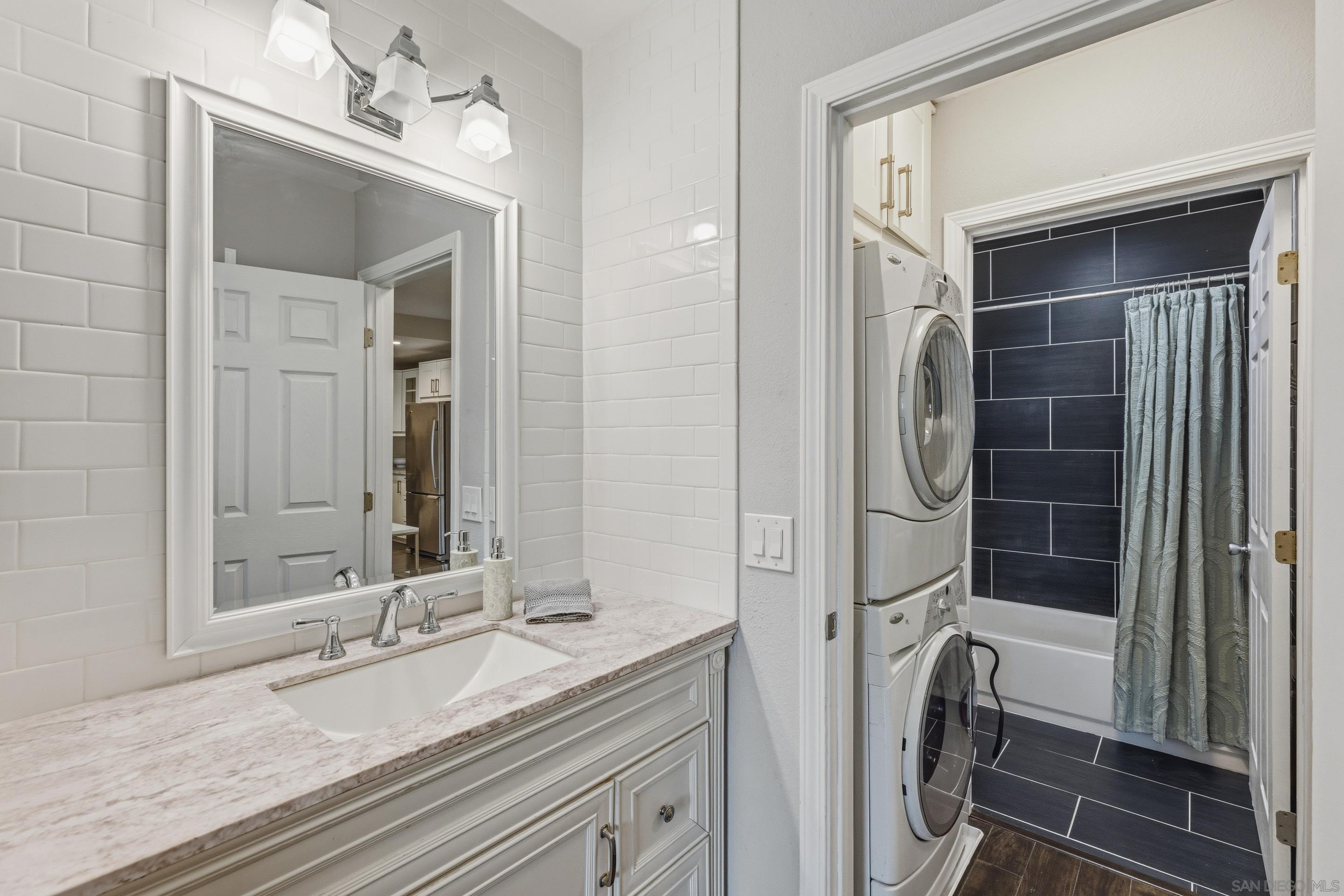 Detail Gallery Image 17 of 30 For 2960  Broadway  #7,  San Diego,  CA 92102 - 1 Beds | 1 Baths