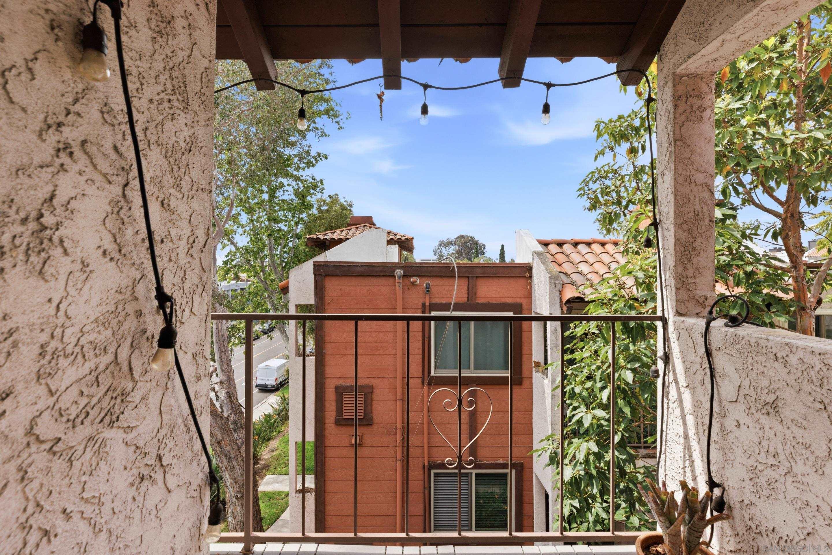 Detail Gallery Image 21 of 30 For 2960  Broadway  #7,  San Diego,  CA 92102 - 1 Beds | 1 Baths