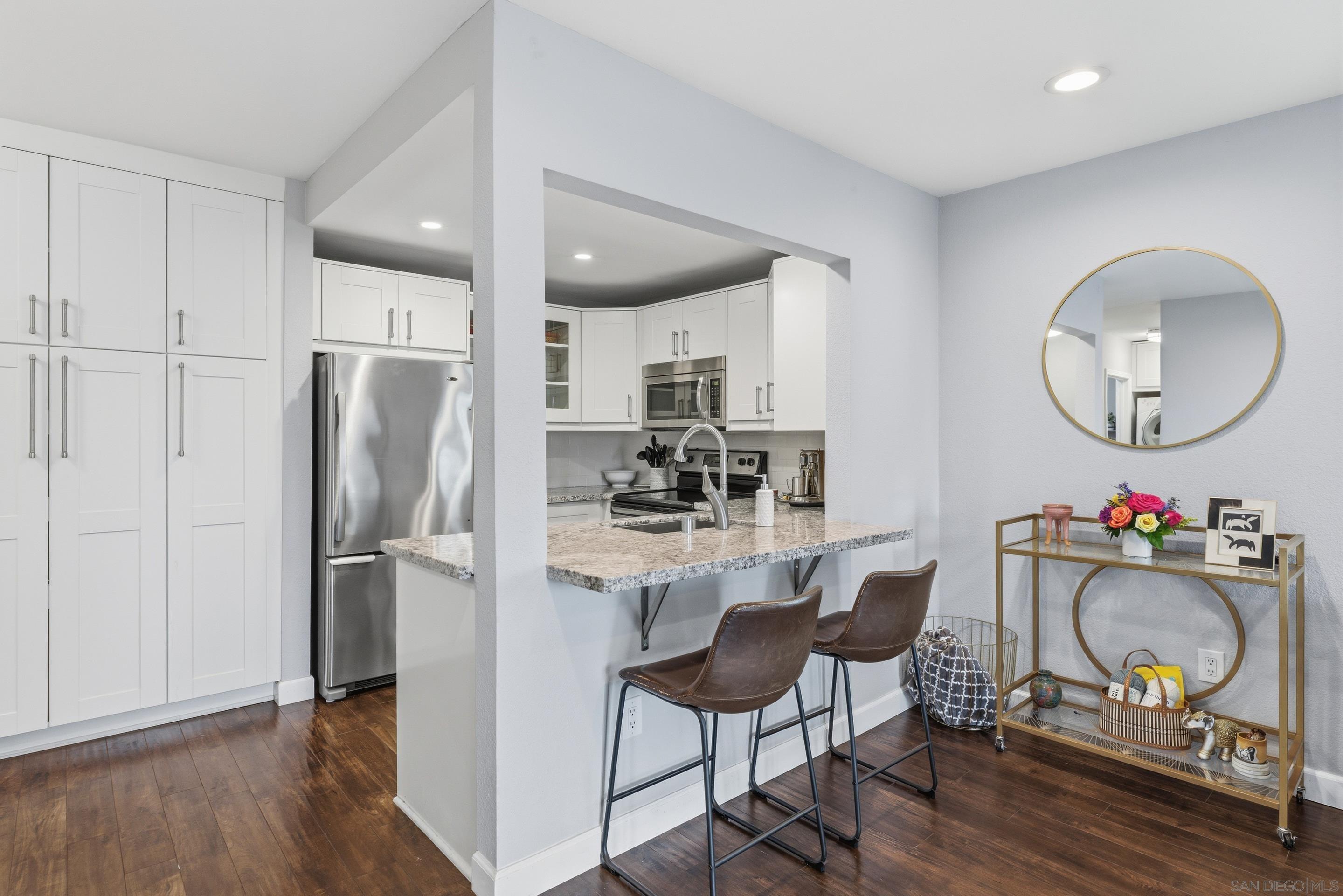 Detail Gallery Image 9 of 30 For 2960  Broadway  #7,  San Diego,  CA 92102 - 1 Beds | 1 Baths