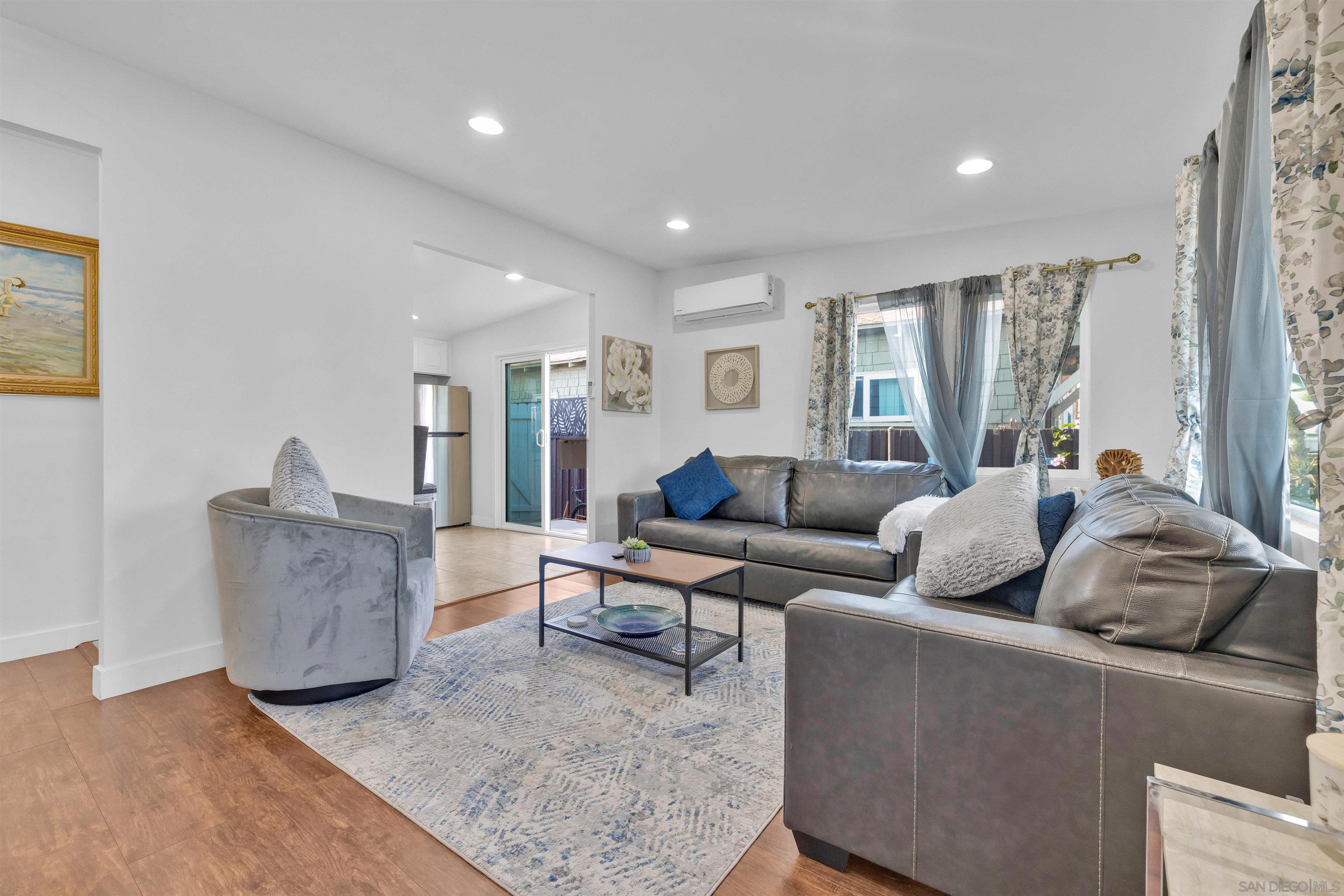 Detail Gallery Image 25 of 57 For 4825 W Point Loma, San Diego,  CA 92107 - – Beds | – Baths