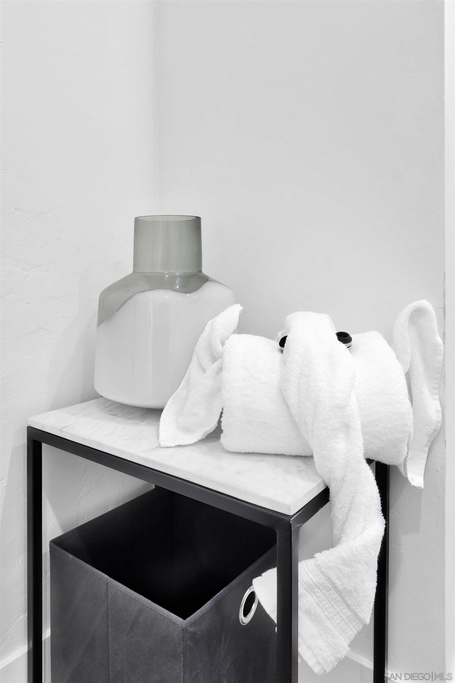 Detail Gallery Image 40 of 57 For 4825 W Point Loma, San Diego,  CA 92107 - – Beds | – Baths