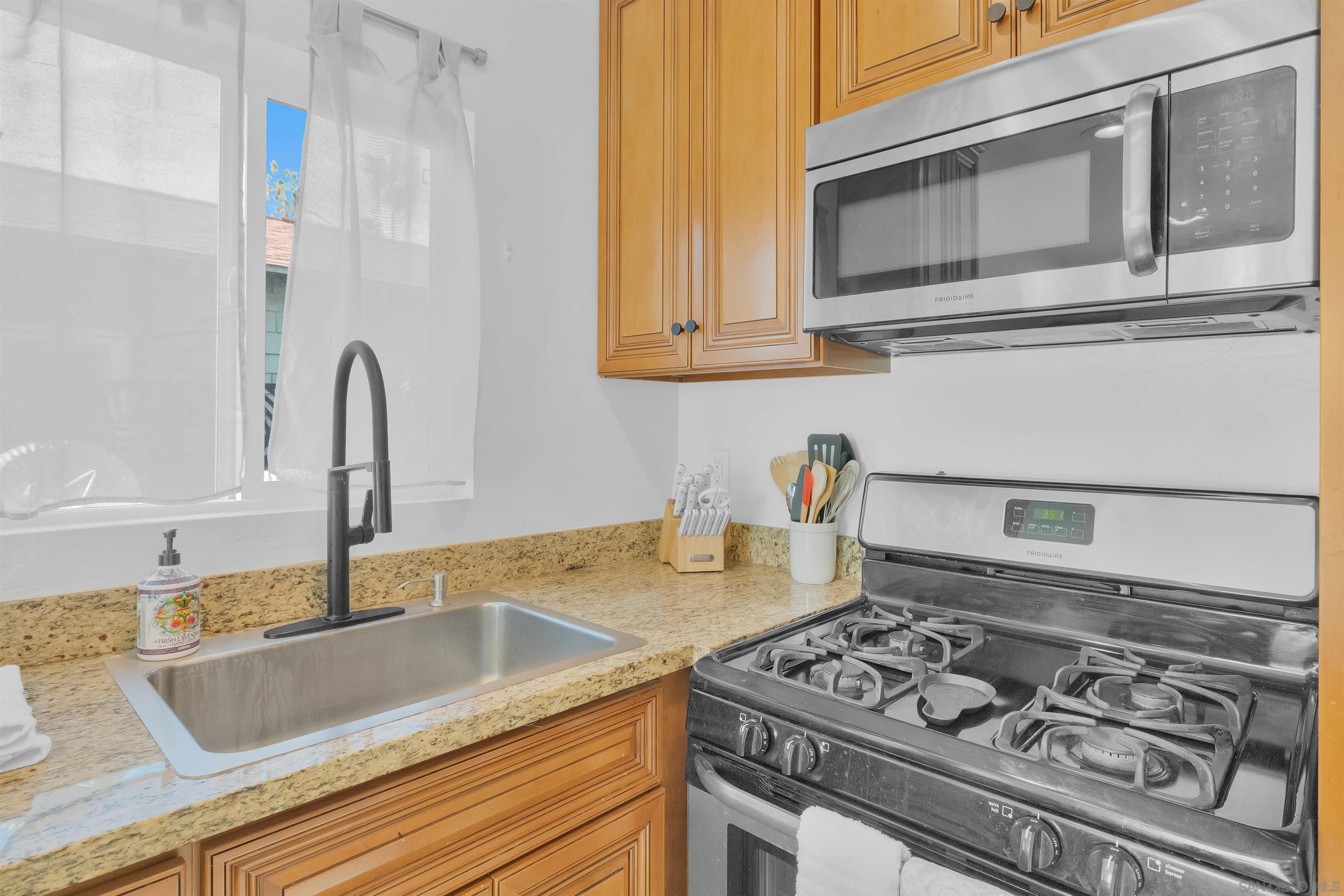 Detail Gallery Image 48 of 57 For 4825 W Point Loma, San Diego,  CA 92107 - – Beds | – Baths