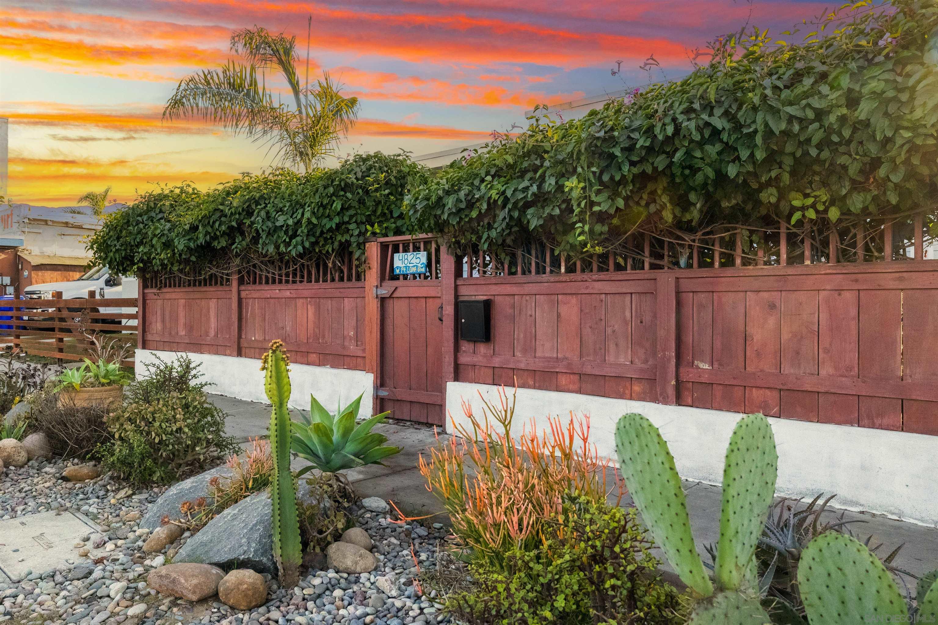 Detail Gallery Image 7 of 57 For 4825 W Point Loma, San Diego,  CA 92107 - – Beds | – Baths