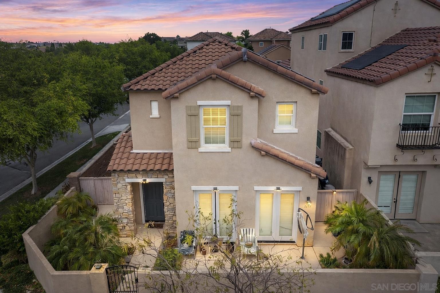 Front Image Thumbnail for SD260007578