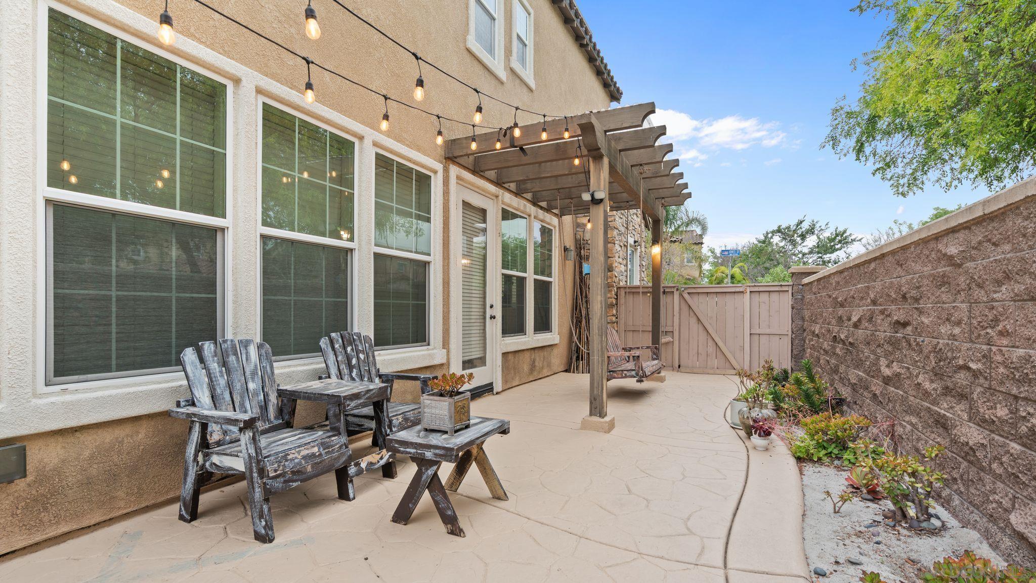 Detail Gallery Image 18 of 22 For 1613  Jones St, Chula Vista,  CA 91913 - 4 Beds | 2/1 Baths