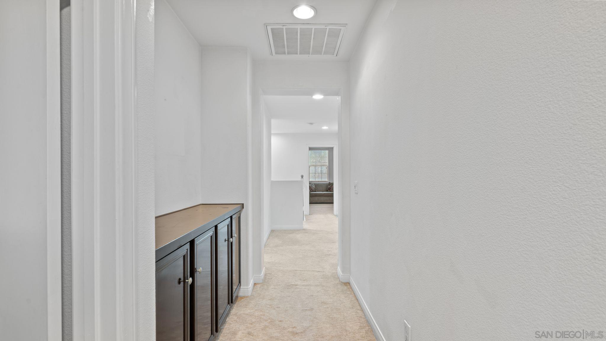 Detail Gallery Image 9 of 22 For 1613  Jones St, Chula Vista,  CA 91913 - 4 Beds | 2/1 Baths