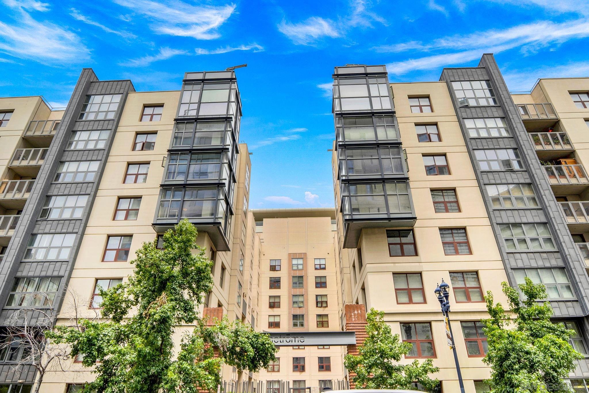 Detail Gallery Image 2 of 34 For 1150  J Street  #218,  San Diego,  CA 92101 - 2 Beds | 1 Baths