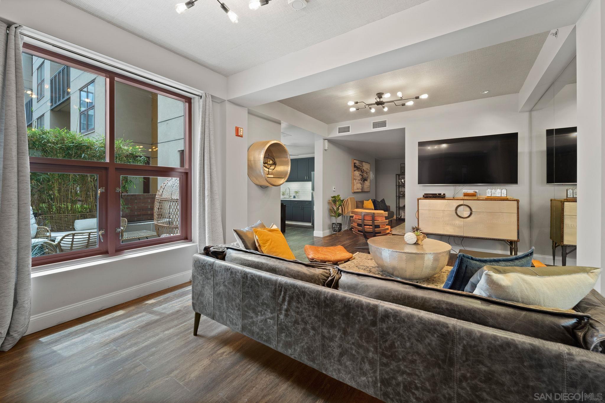 Detail Gallery Image 29 of 34 For 1150  J Street  #218,  San Diego,  CA 92101 - 2 Beds | 1 Baths