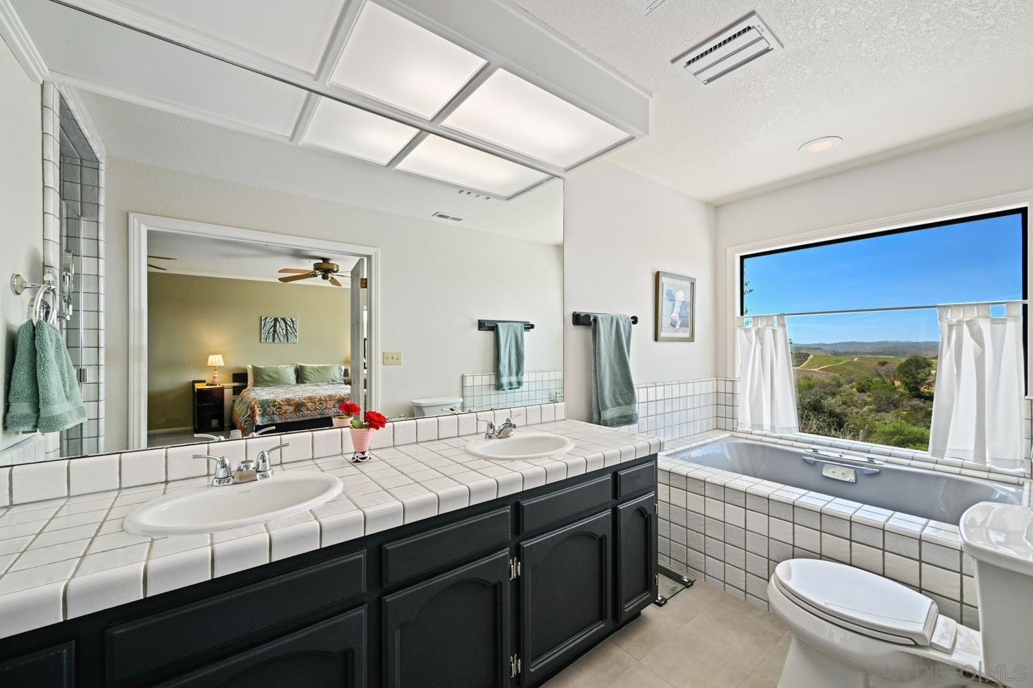 Detail Gallery Image 26 of 57 For 1282  Olive Ave, Fallbrook,  CA 92028 - 4 Beds | 3 Baths